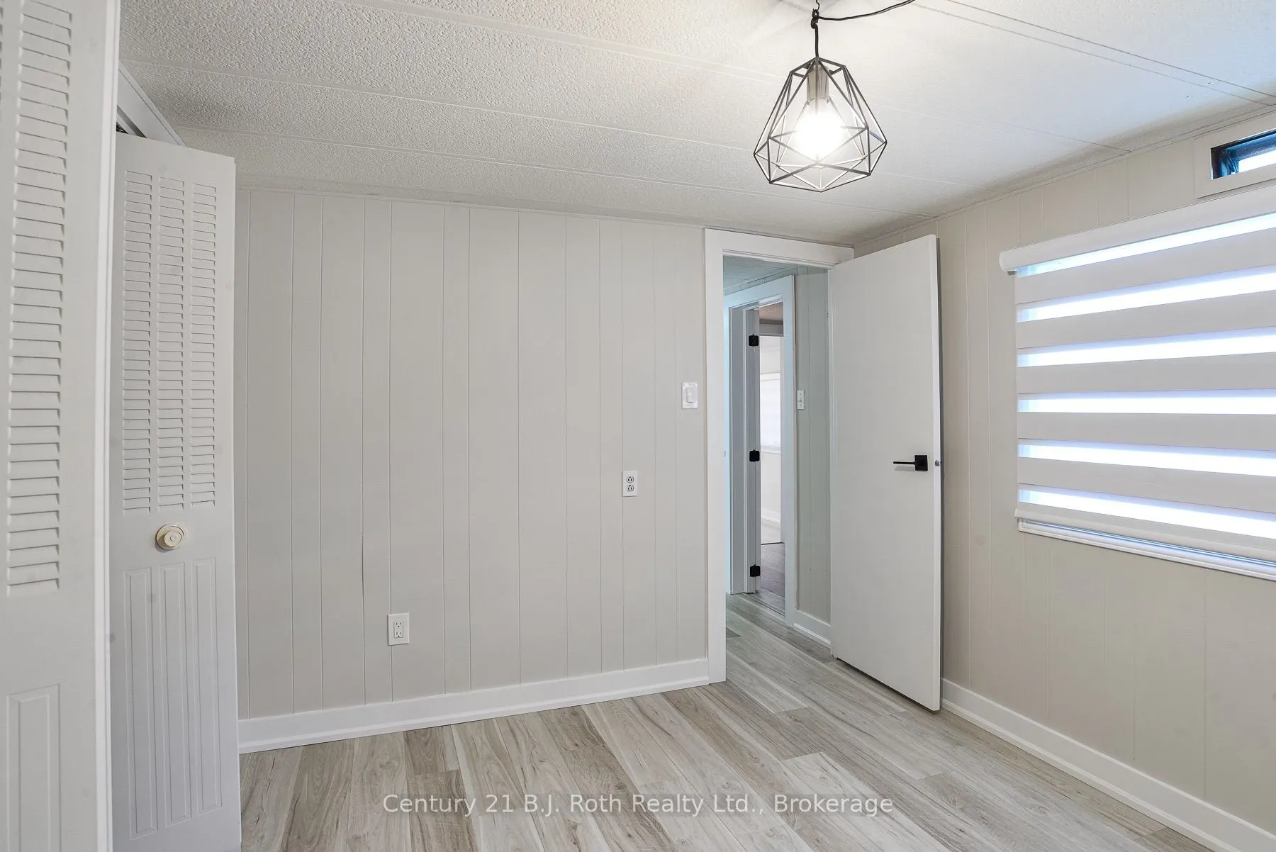580 West Street S #33