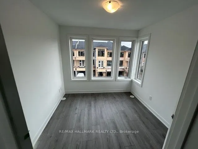 48 Spry Lane