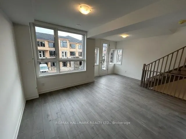 48 Spry Lane