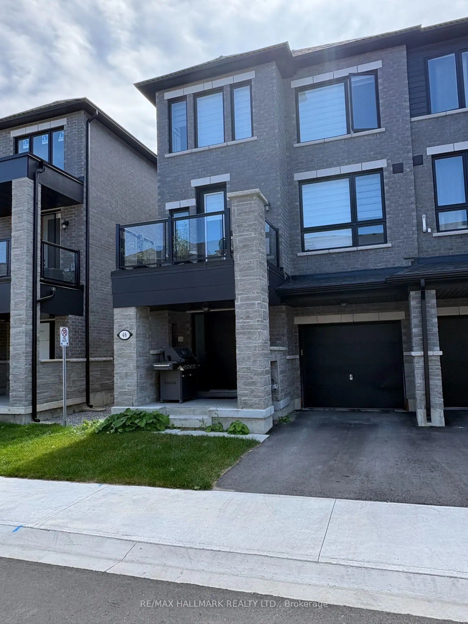 48 Spry Lane