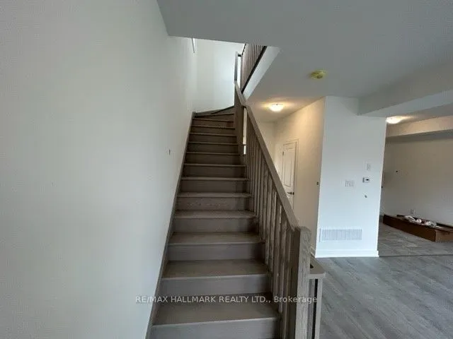48 Spry Lane