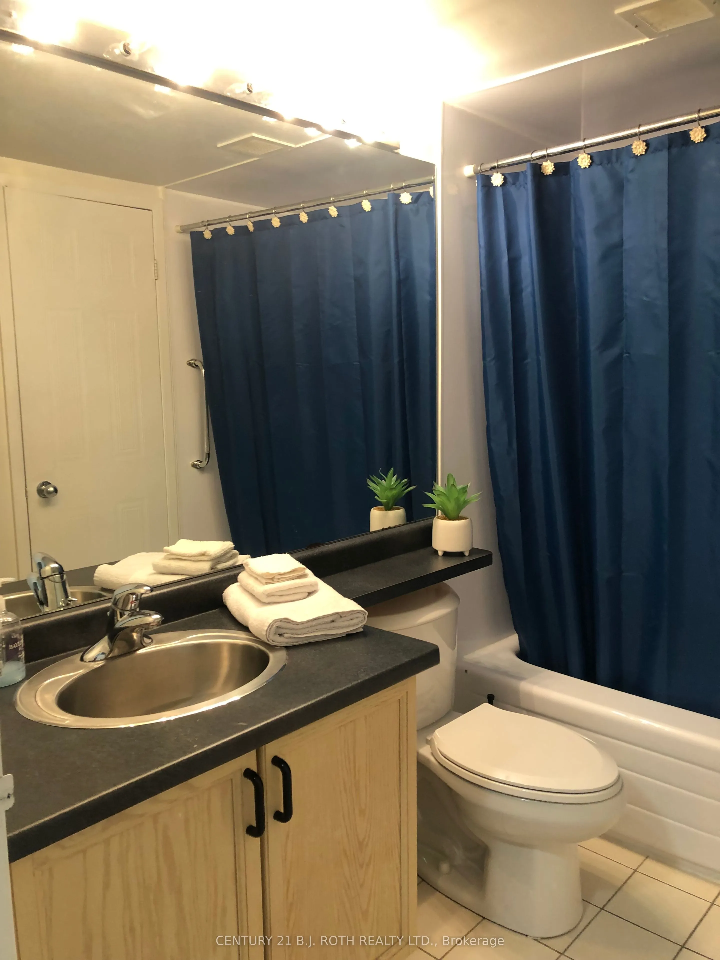 75 ellen Street #506