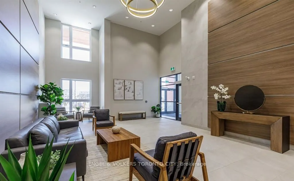 4 Kimberly Lane E #327