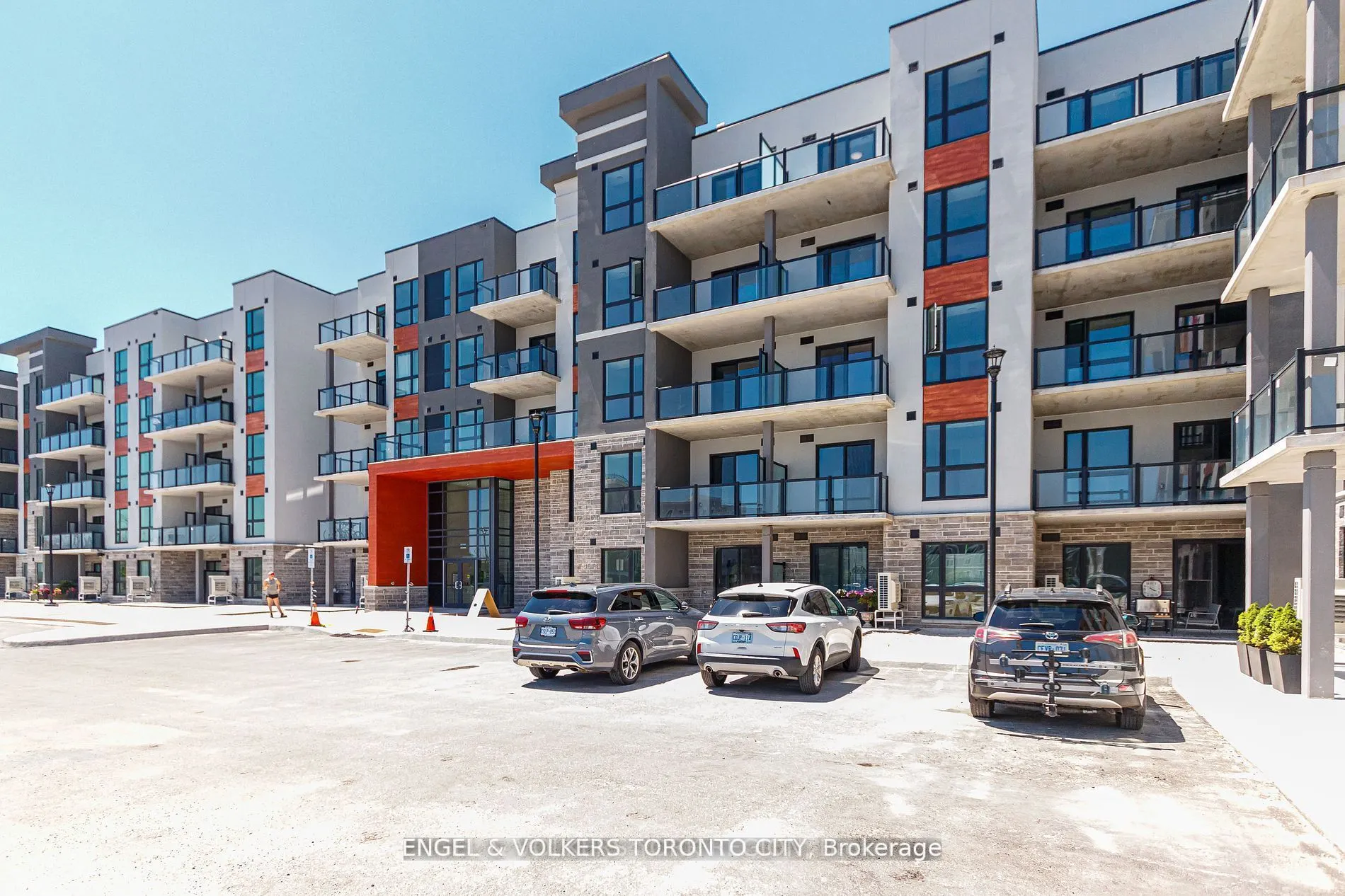 4 Kimberly Lane E #327