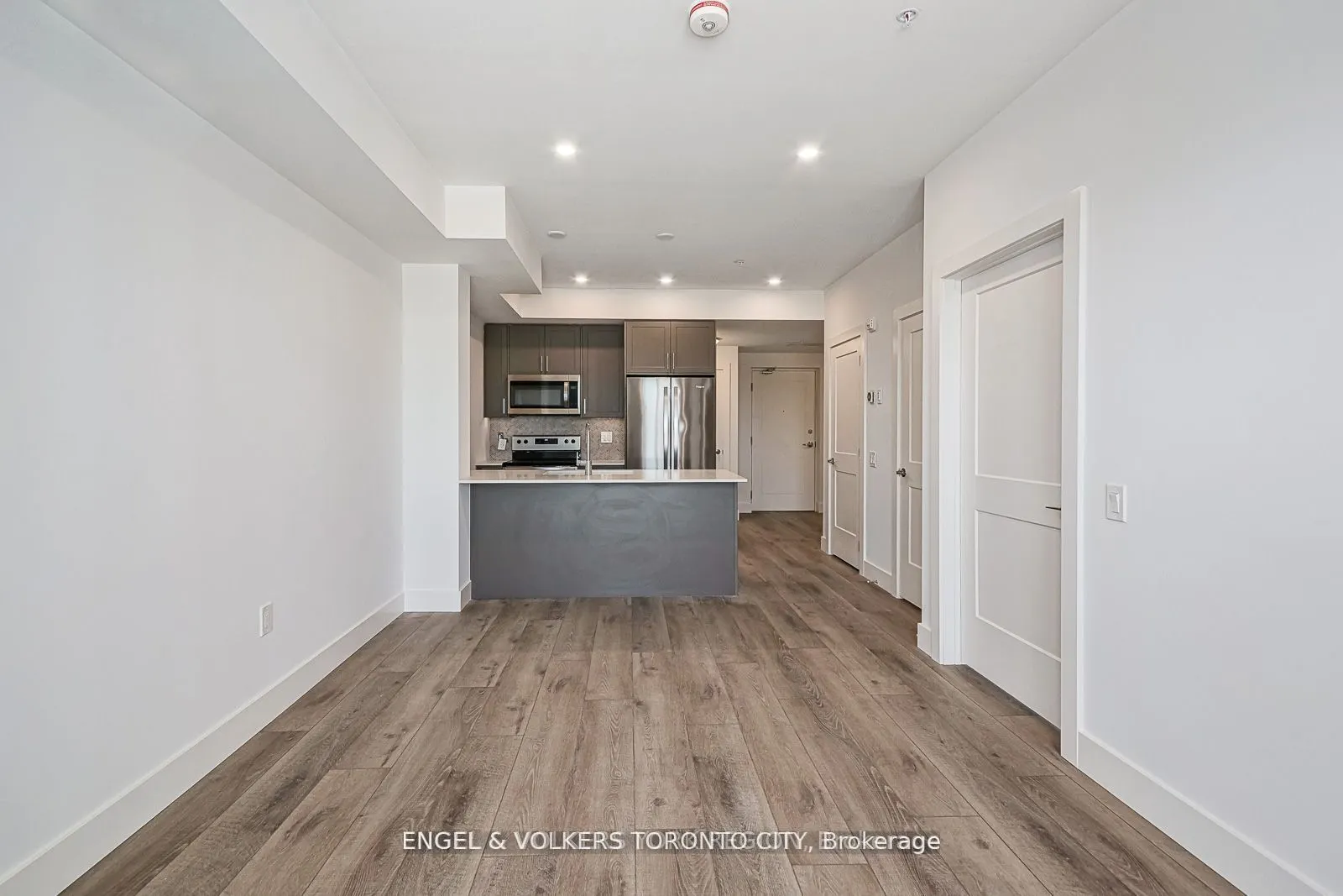 4 Kimberly Lane E #327