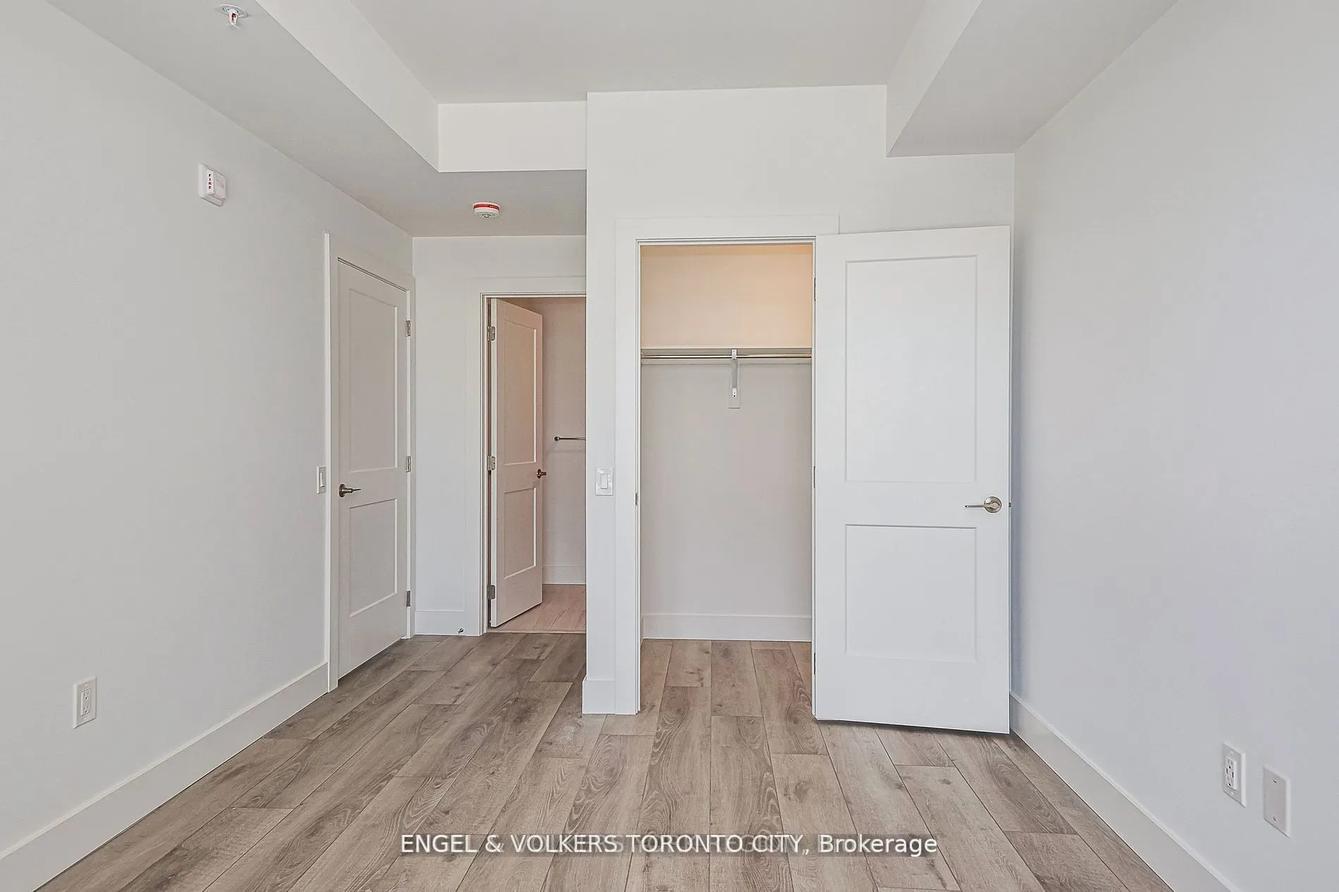 4 Kimberly Lane E #327