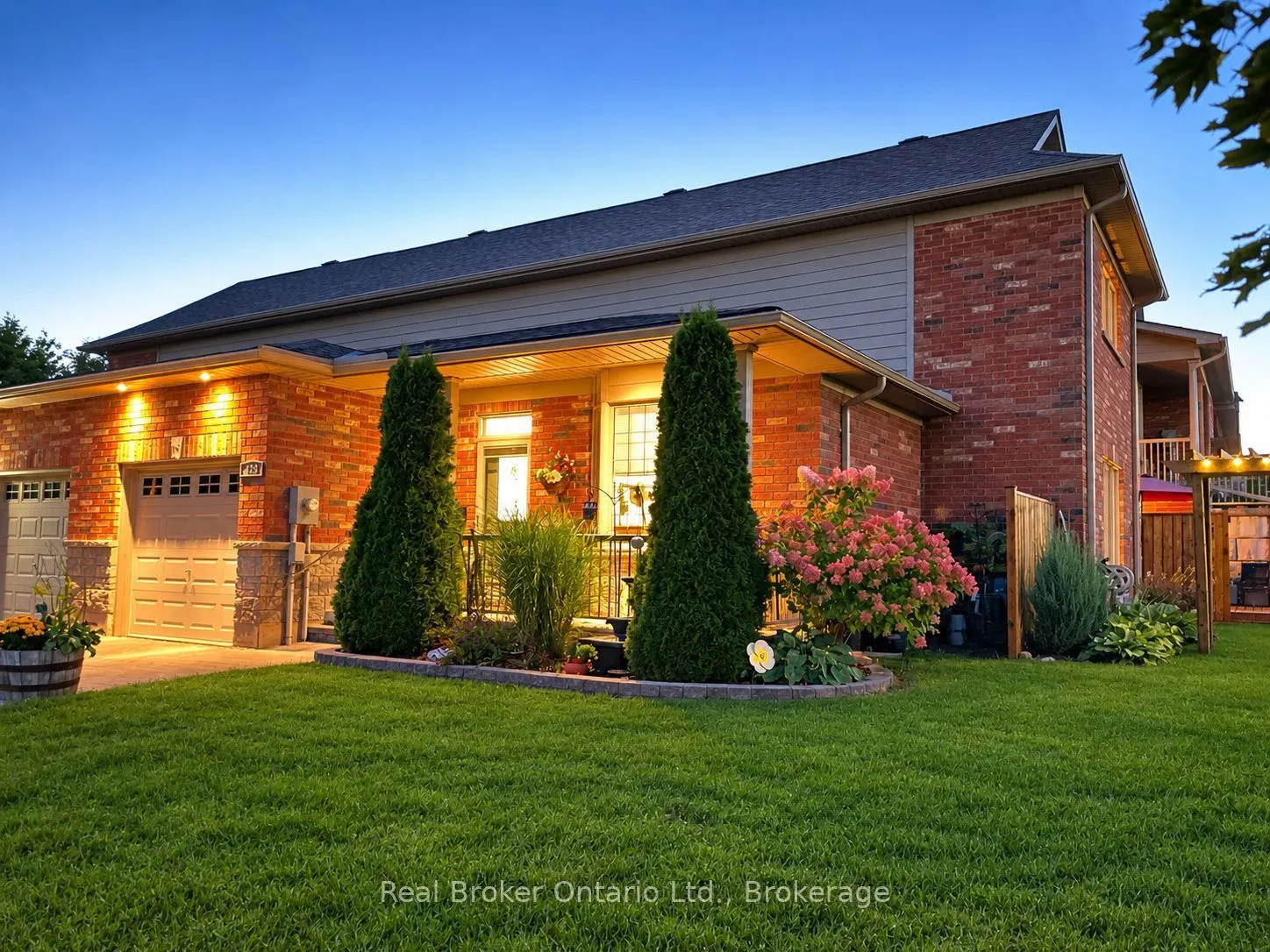 438 Shewfelt Crescent