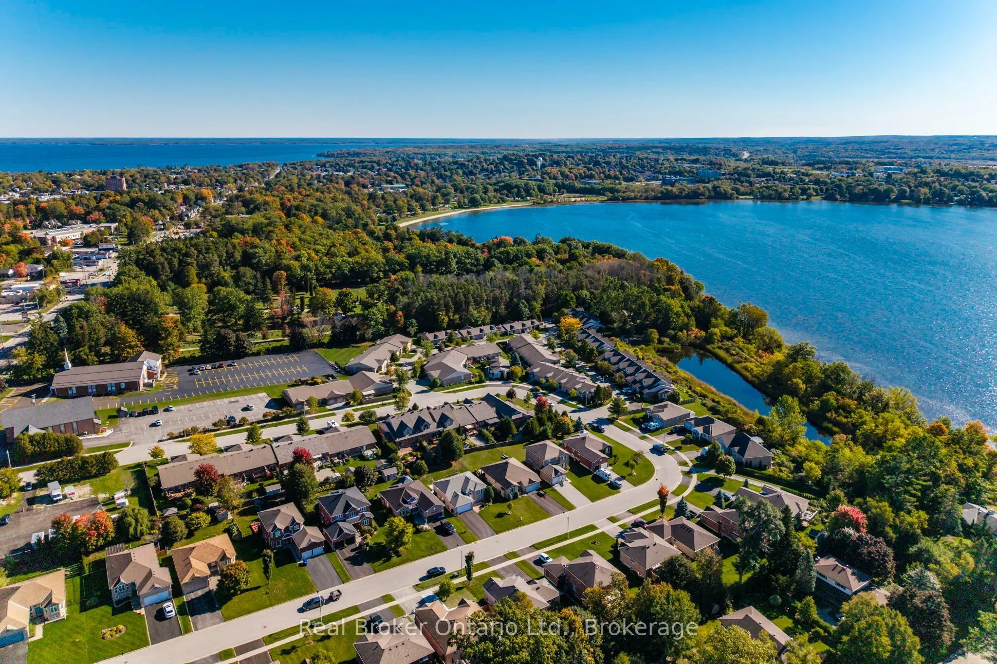 438 Shewfelt Crescent