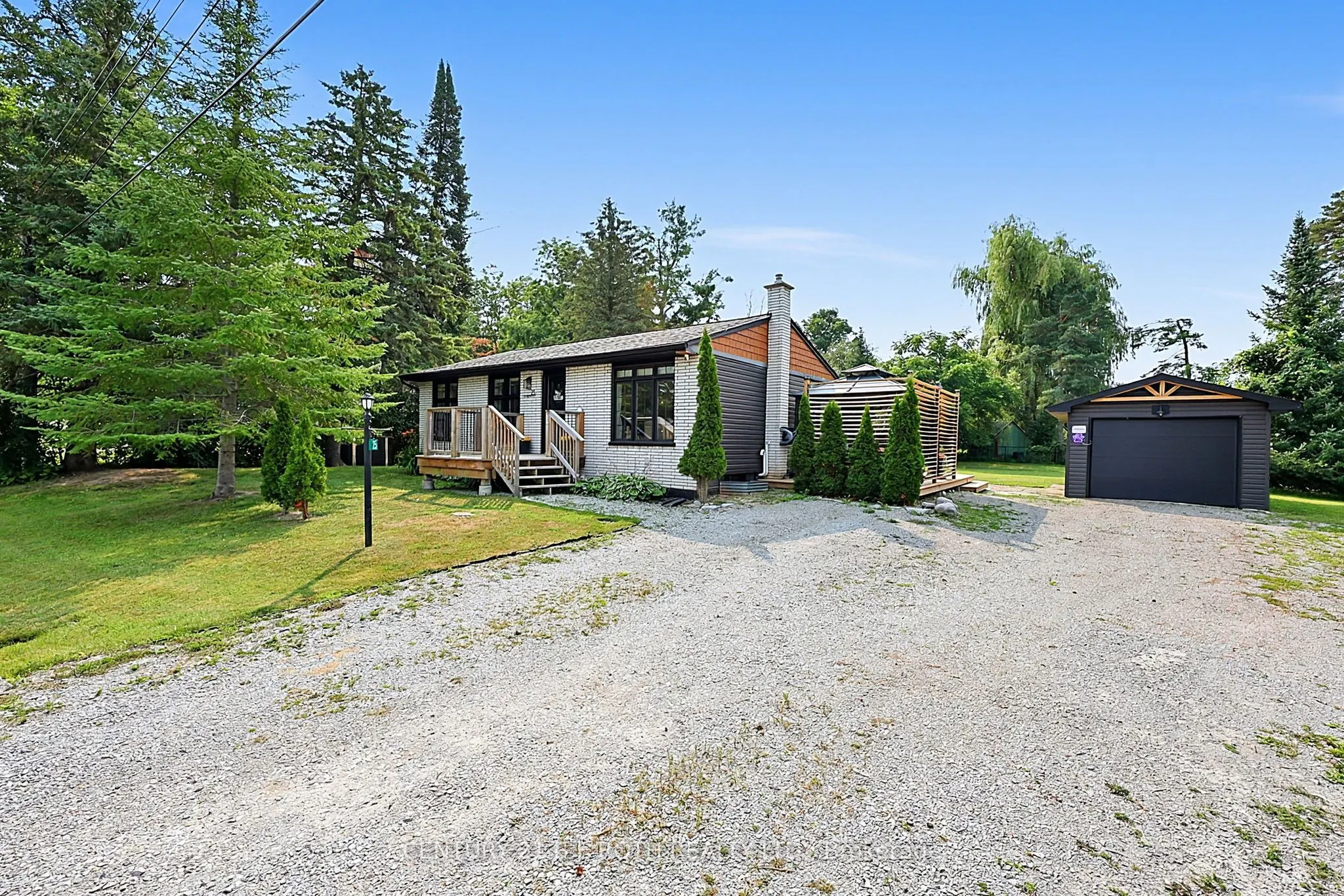 25 Glengrove Avenue