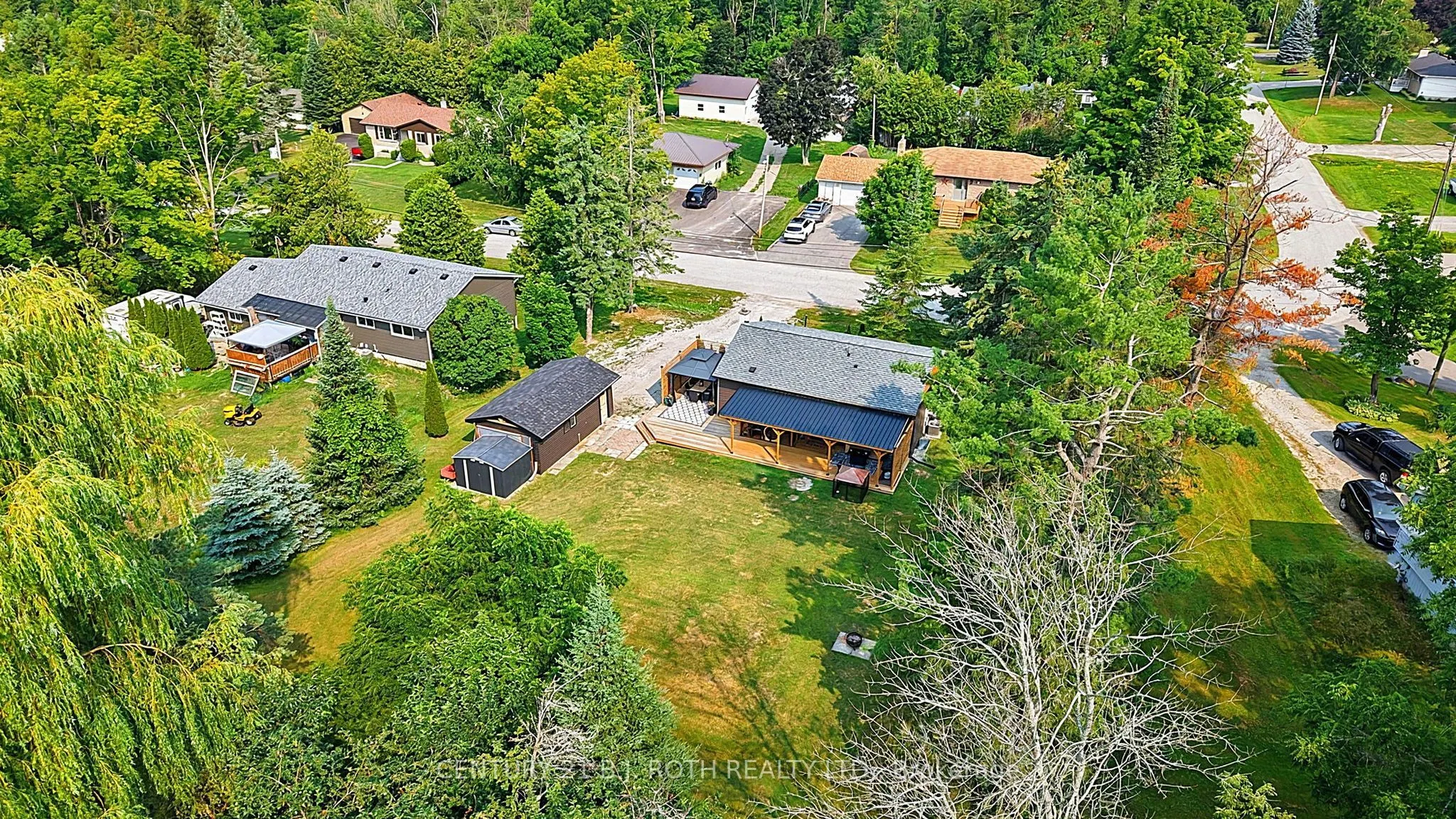 25 Glengrove Avenue