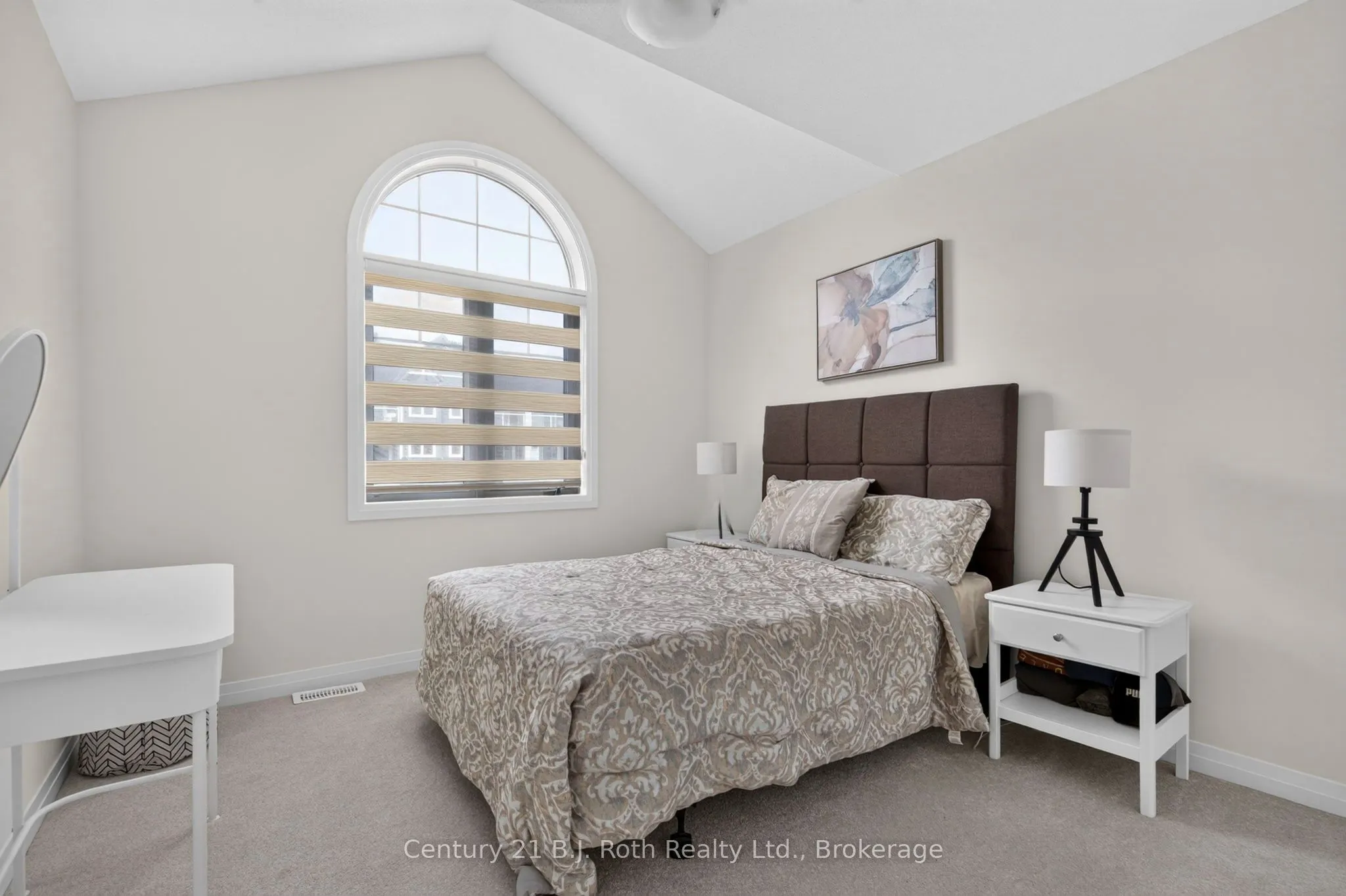 543 Hudson Crescent