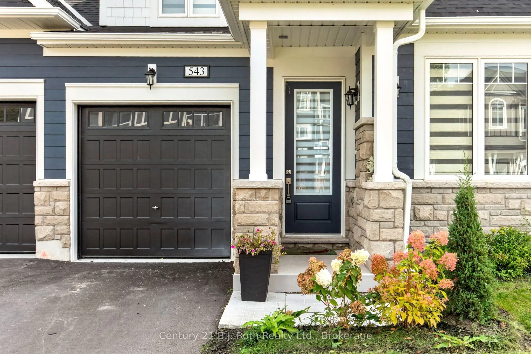 543 Hudson Crescent
