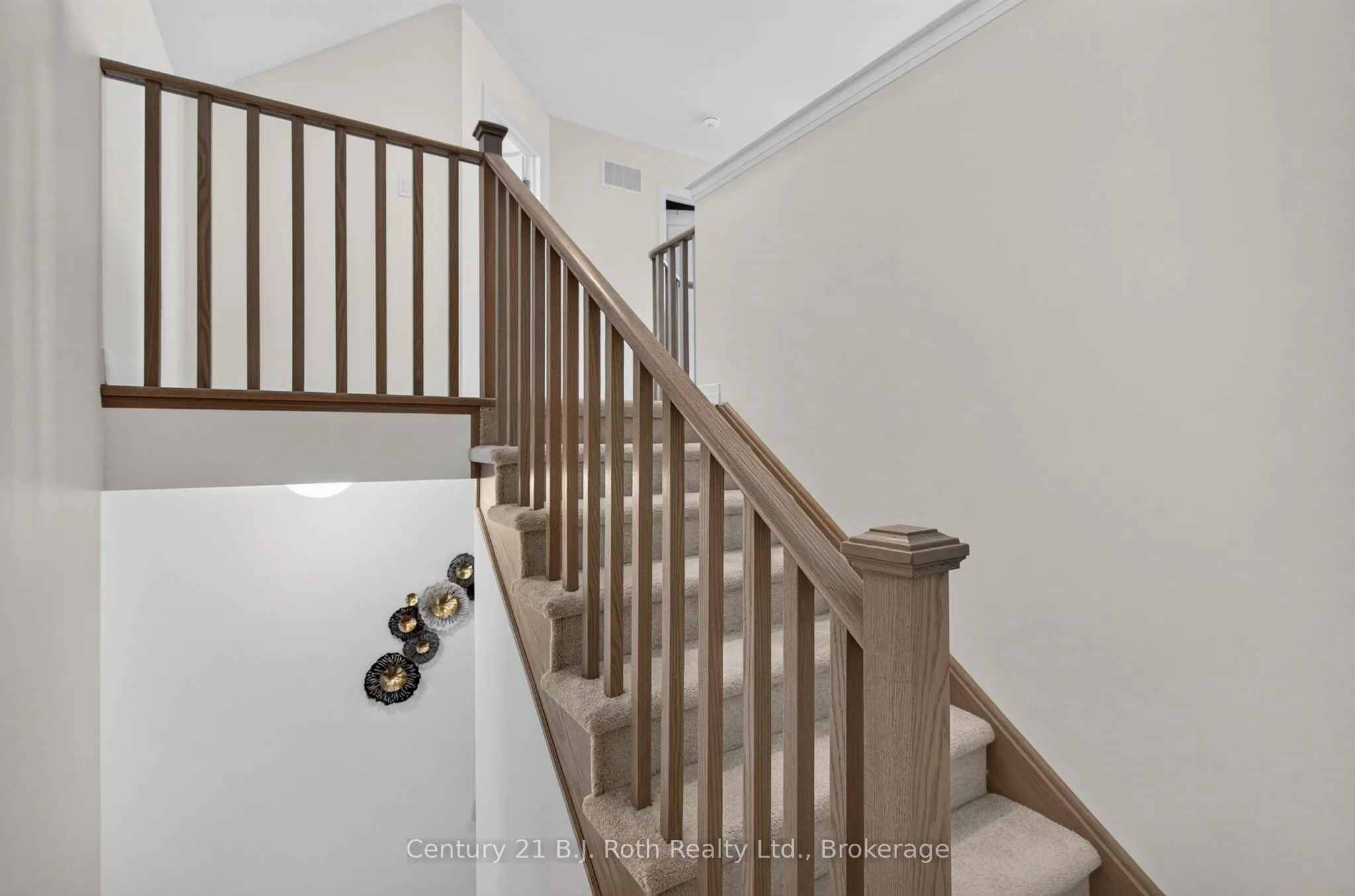 543 Hudson Crescent
