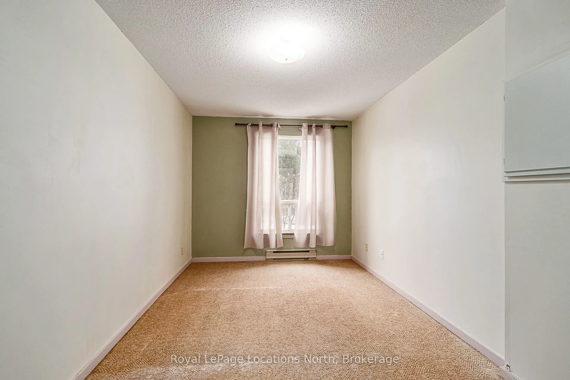 891 River Road W #1