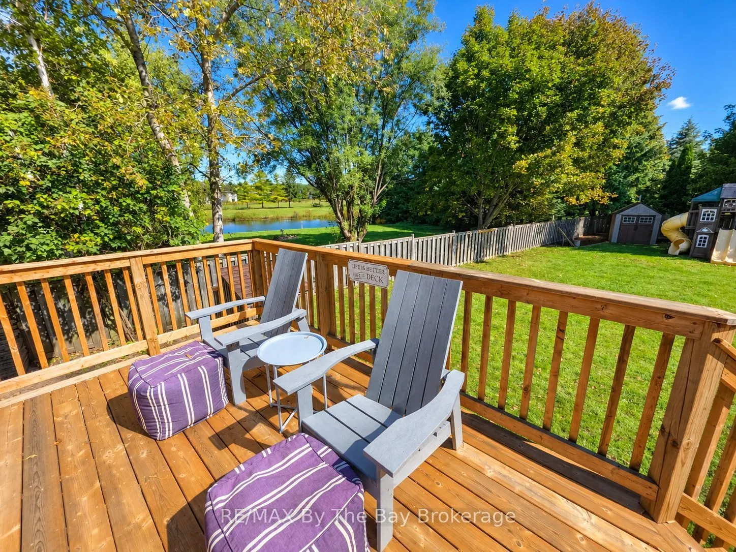 2 Red Oak Drive