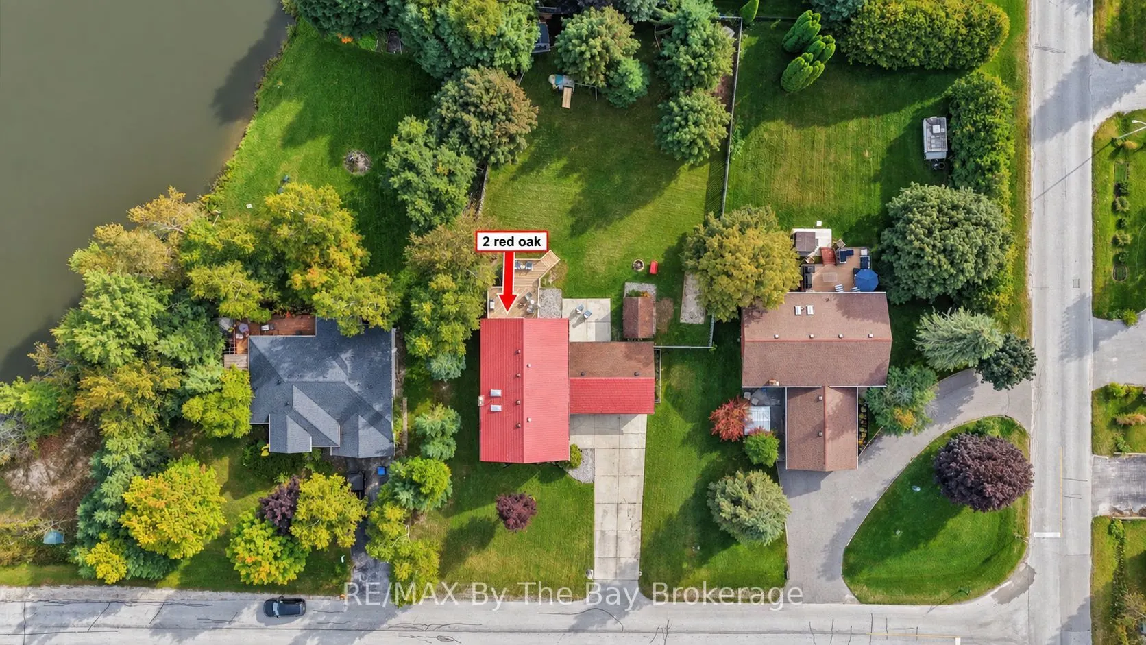 2 Red Oak Drive