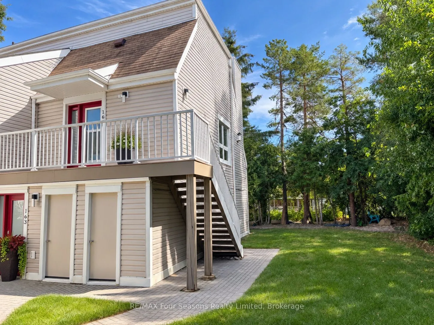 51 Trott Boulevard #164