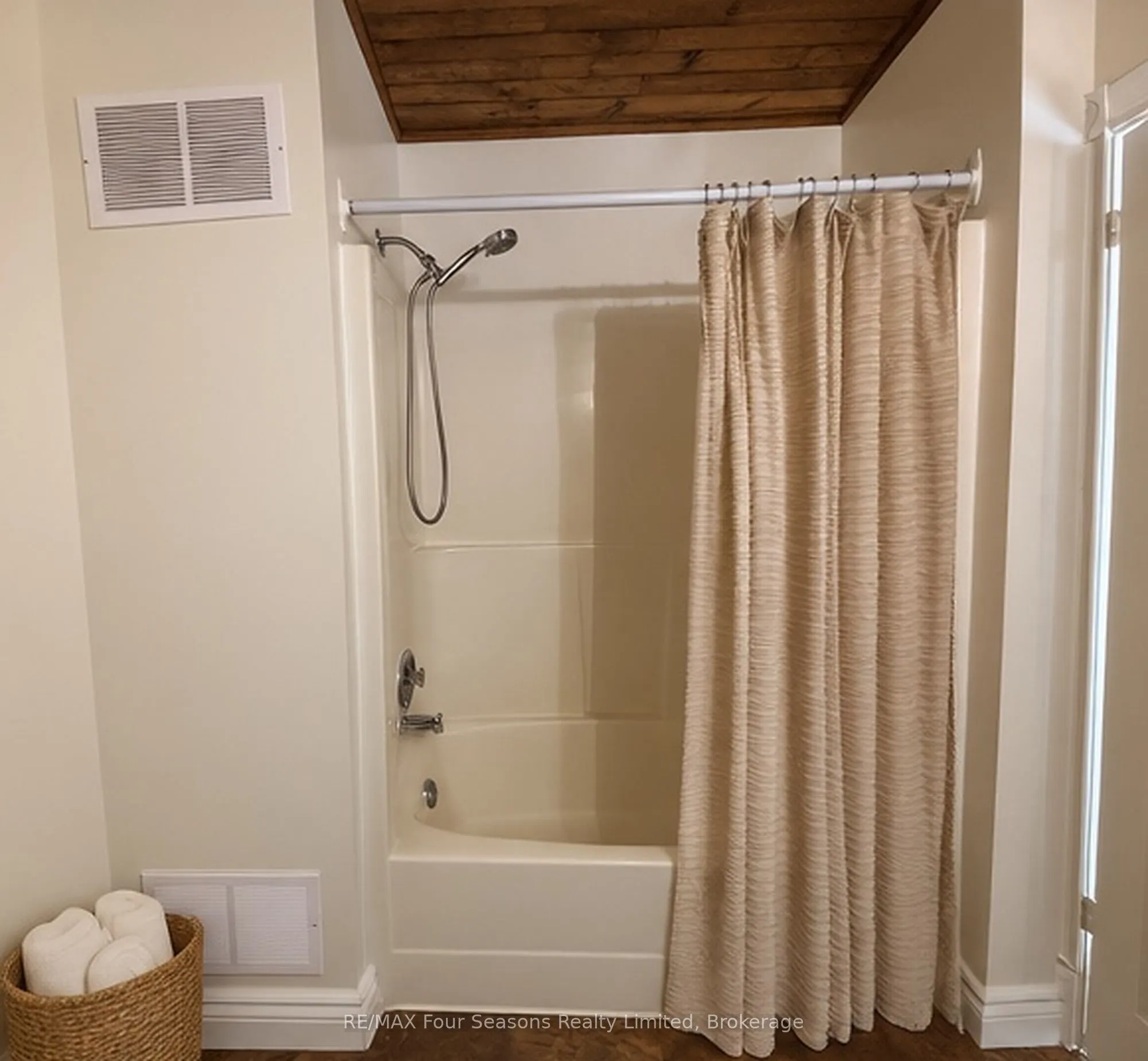 51 Trott Boulevard #164