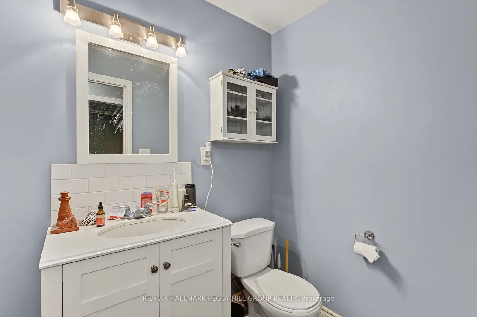 9 Baker Crescent #Lower