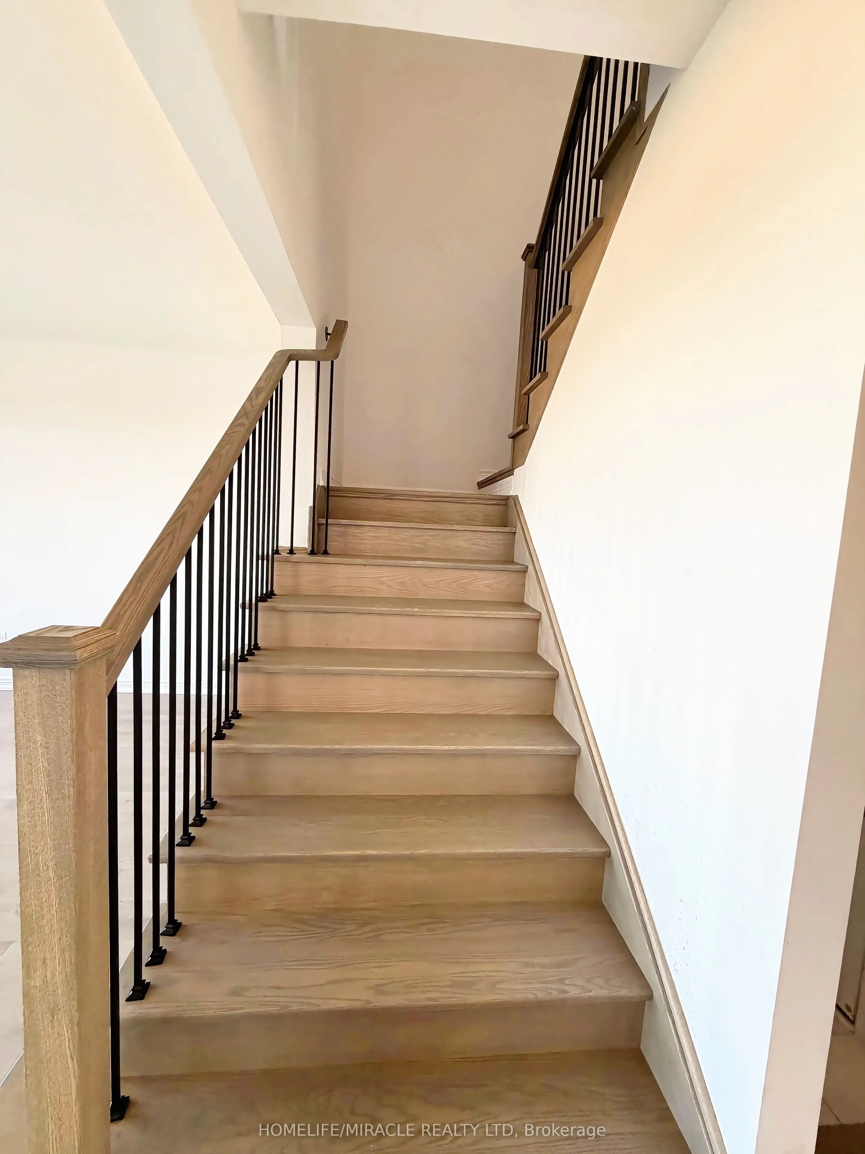 163 Fenchurch Manor