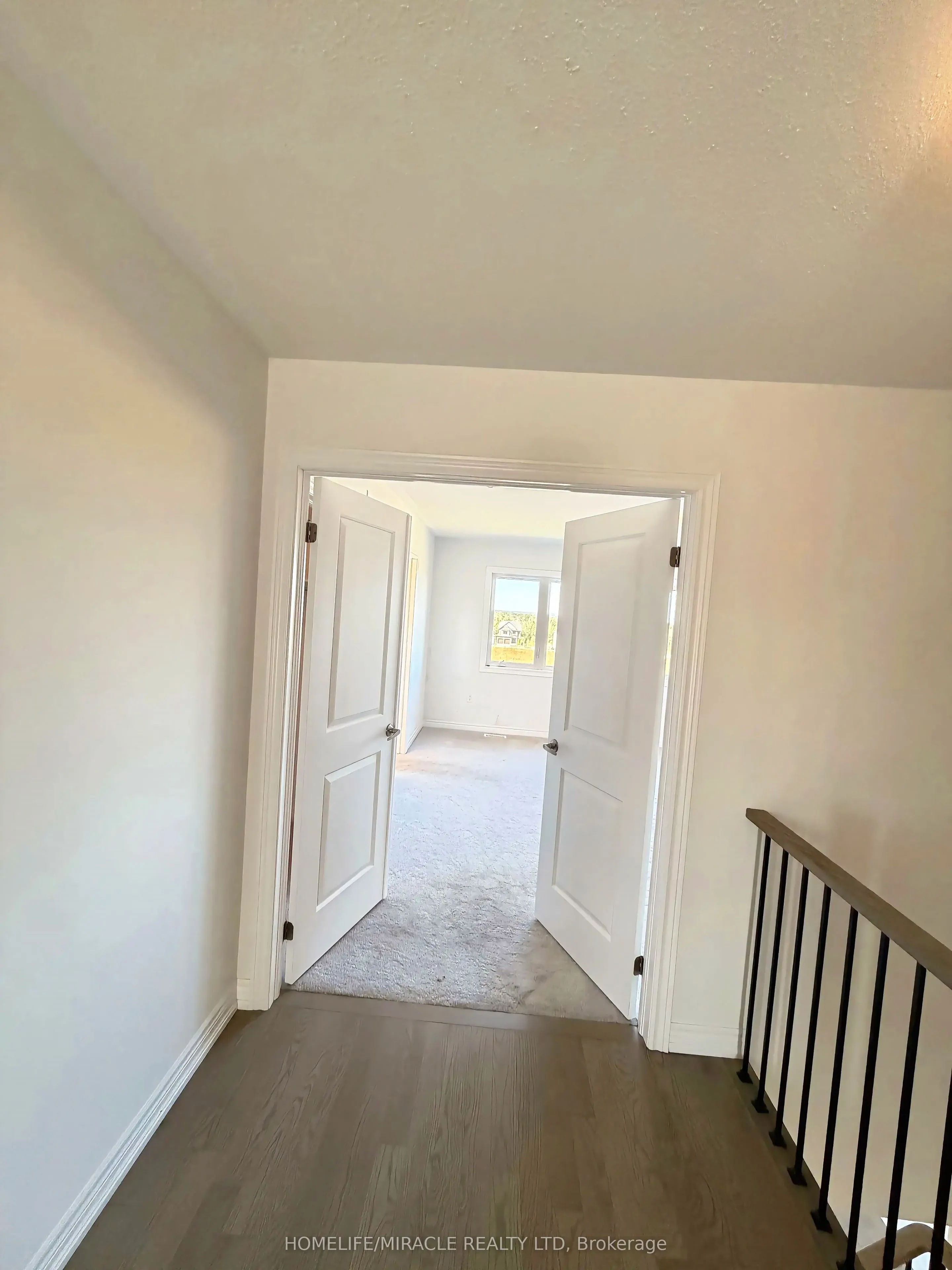 163 Fenchurch Manor