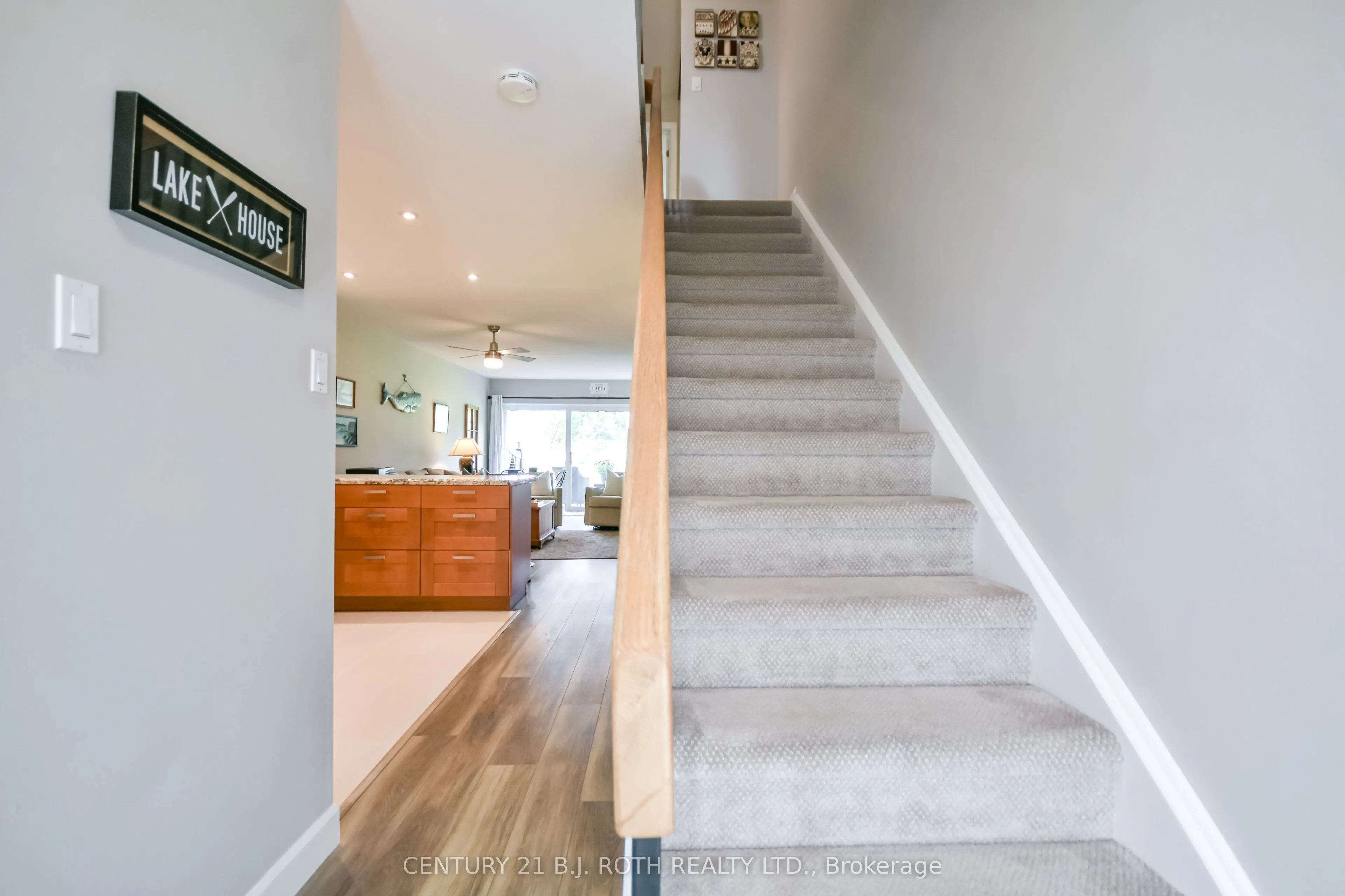 2 Paradise Boulevard #Unit 2