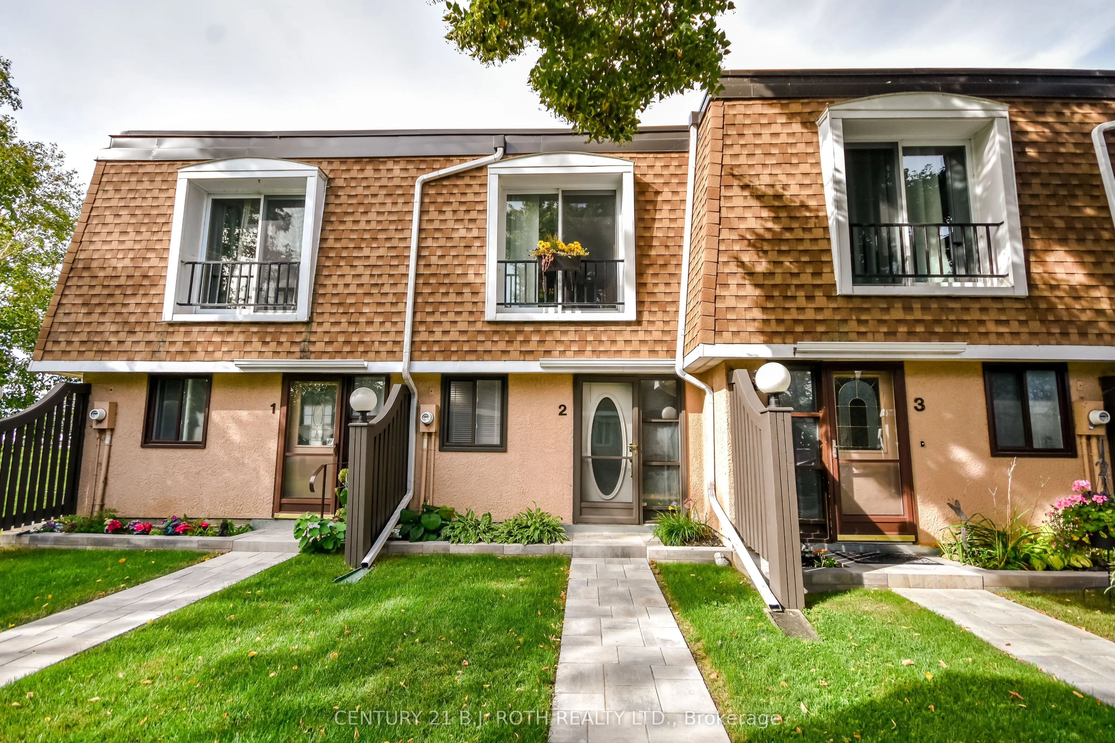 2 Paradise Boulevard #Unit 2