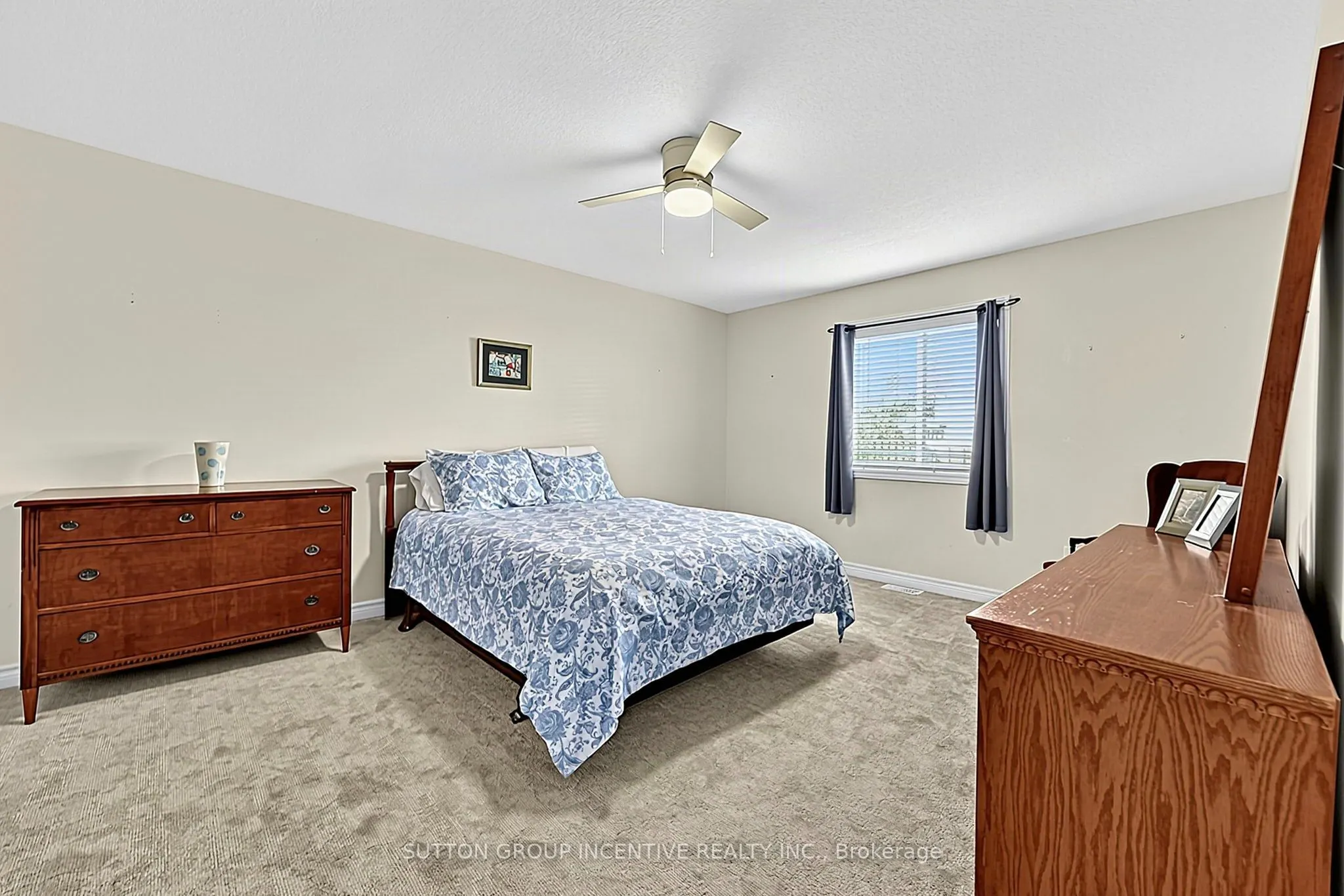 95 Lucy Lane