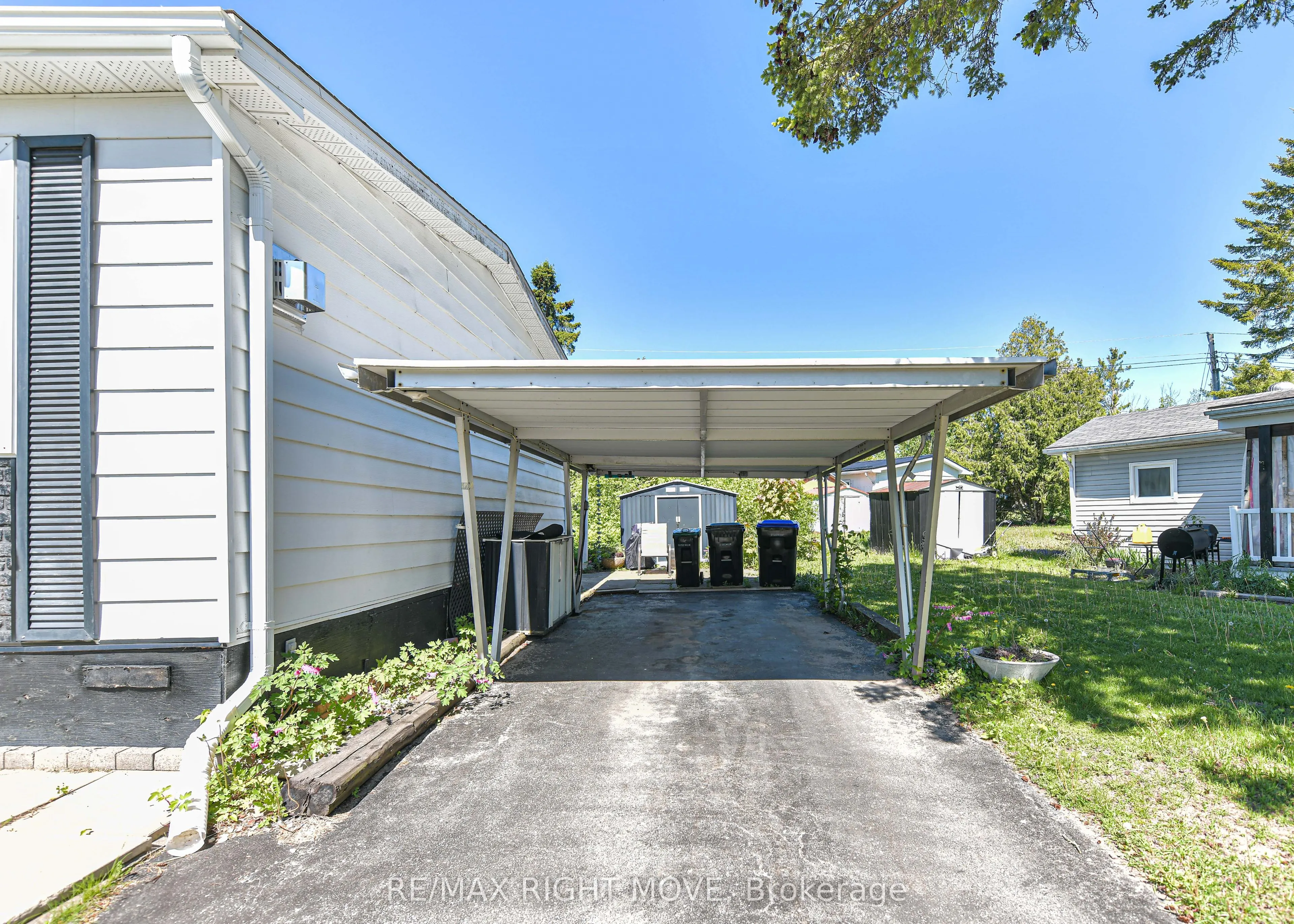 14 Muir Drive
