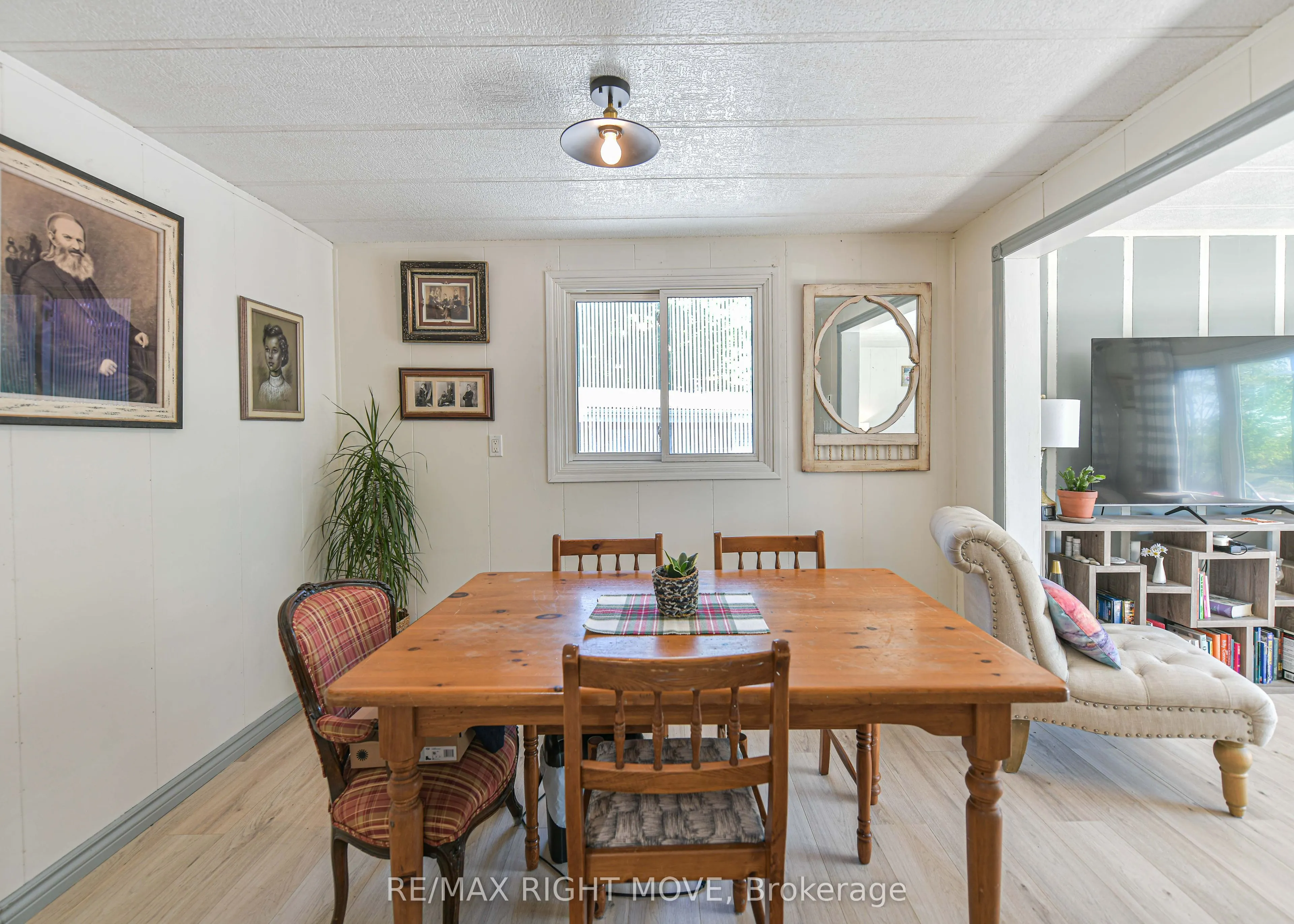14 Muir Drive