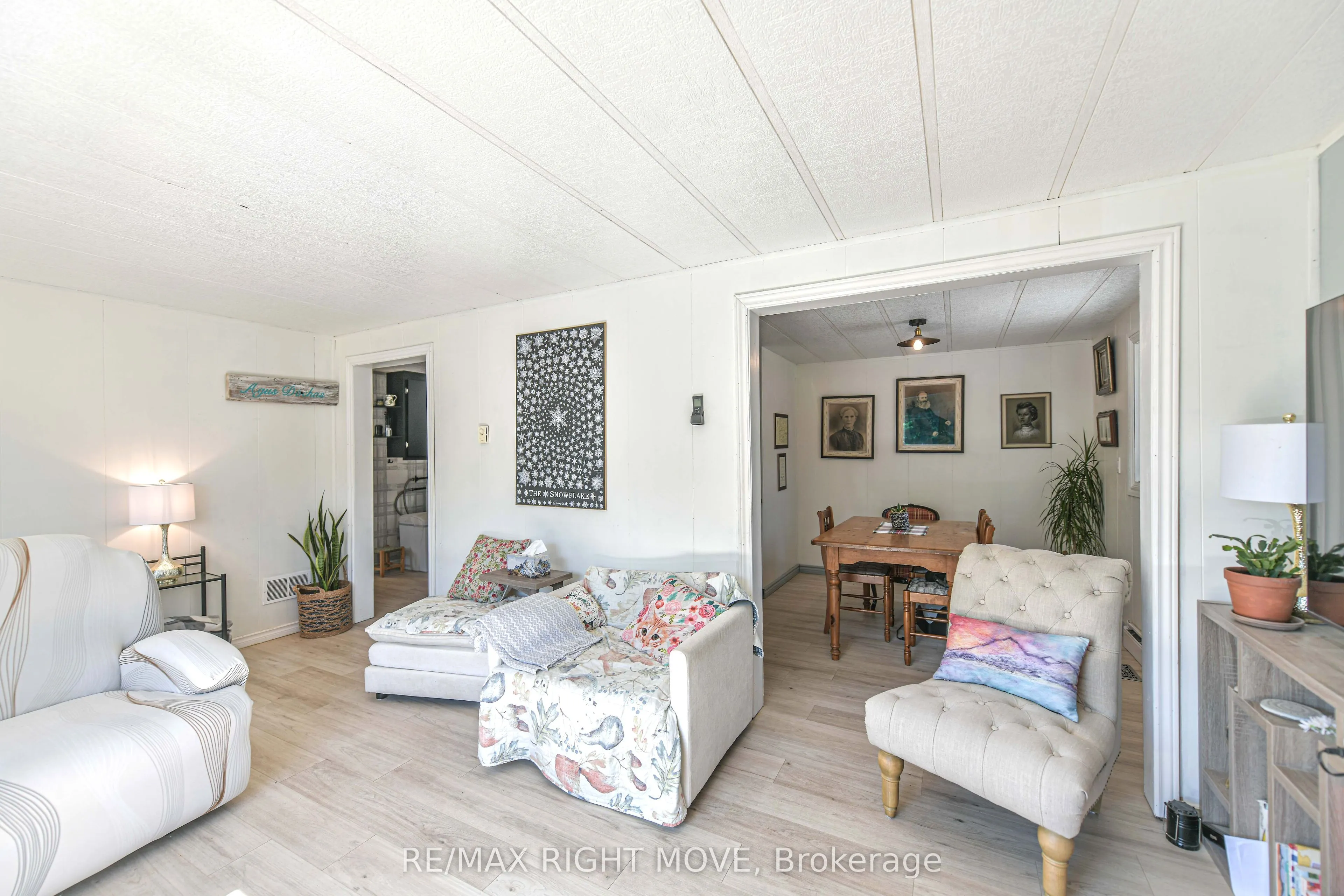 14 Muir Drive