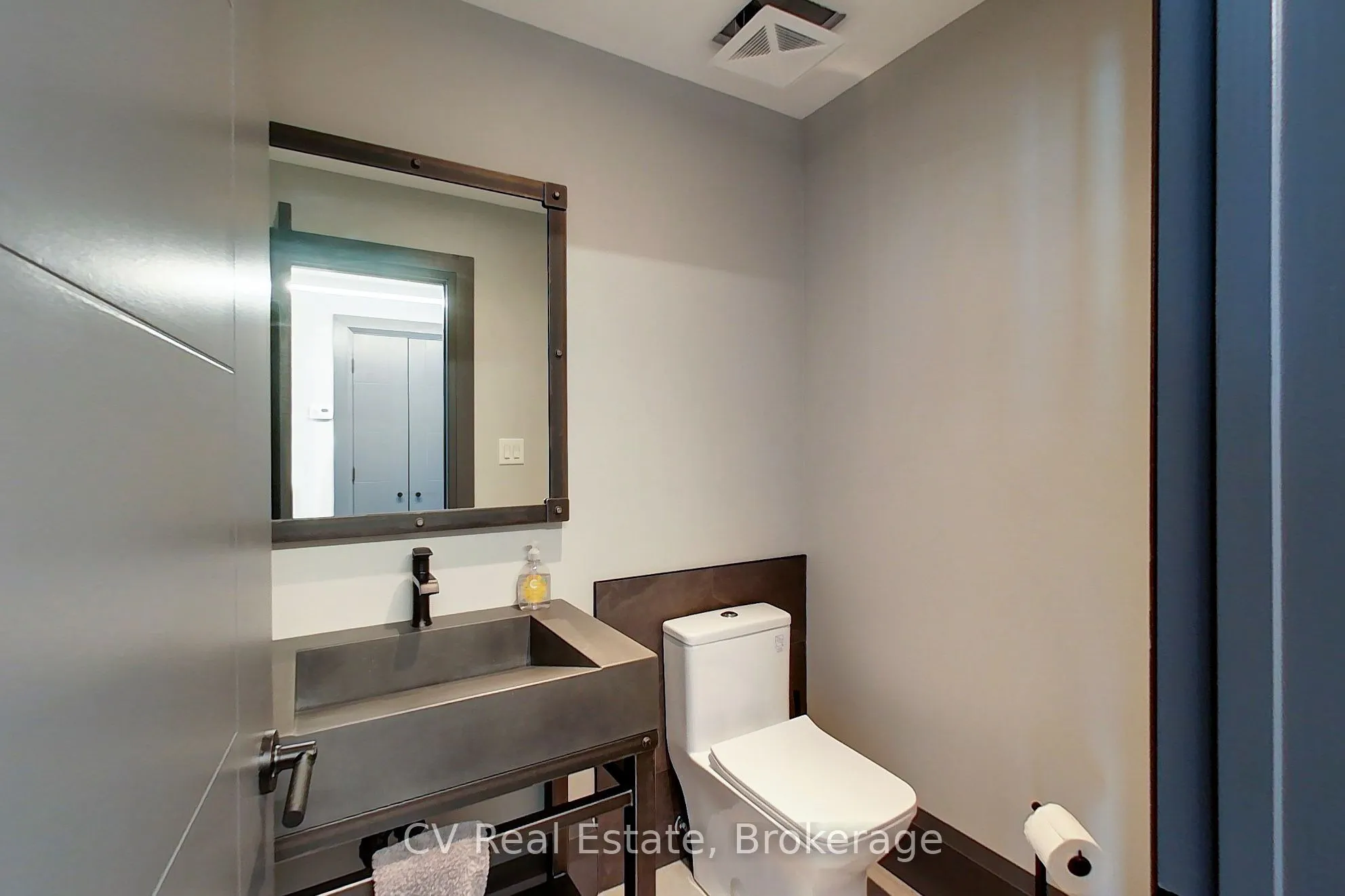 1 Shipyard Lane #303