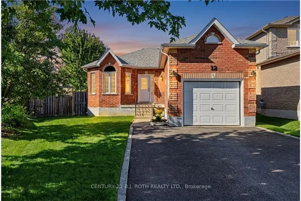 12 Lamont Crescent