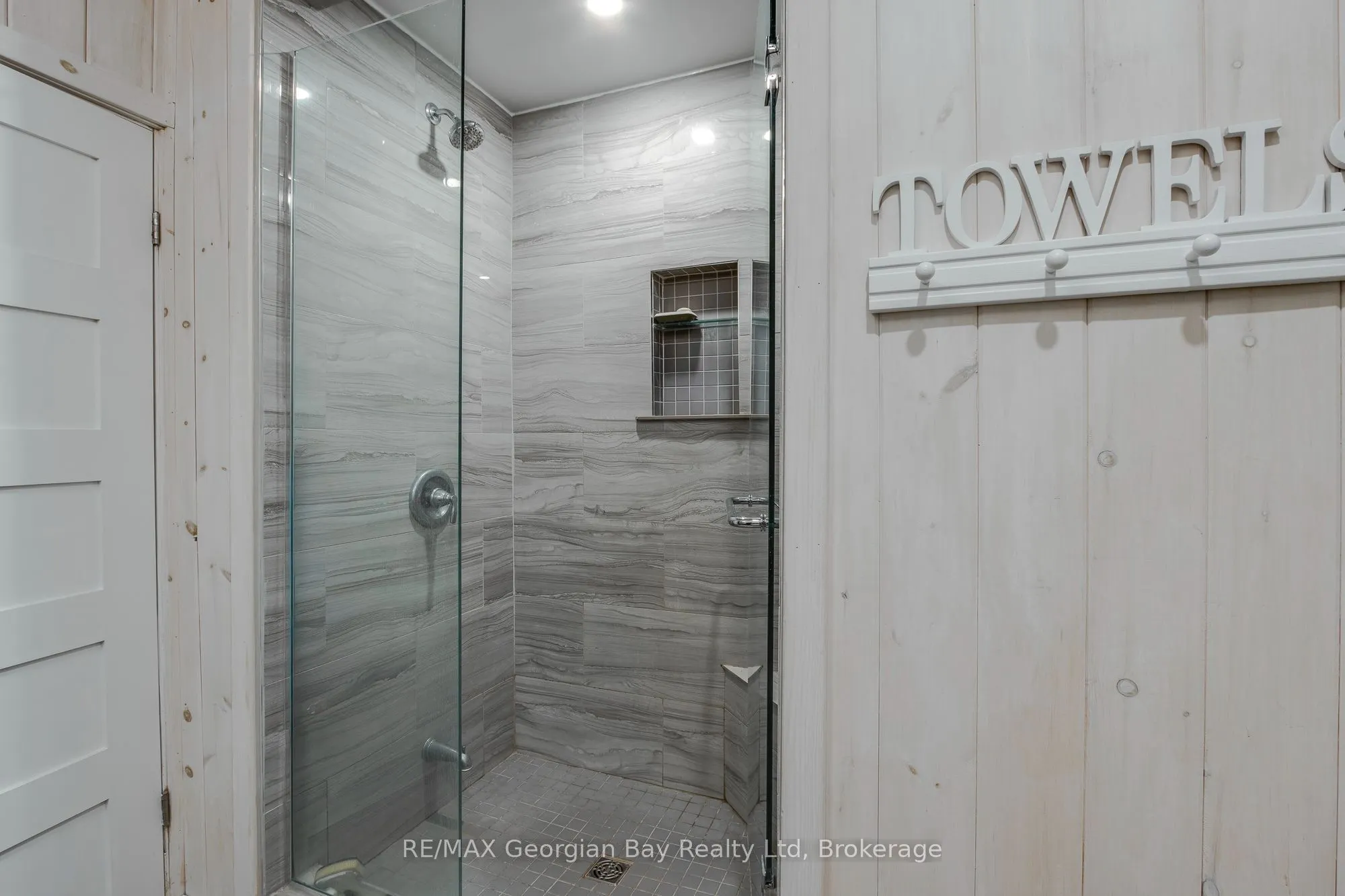 100 Nottawaga Drive