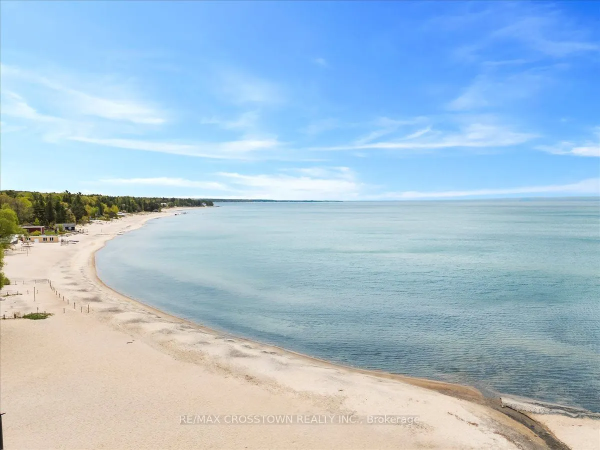369 Balm Beach Road W