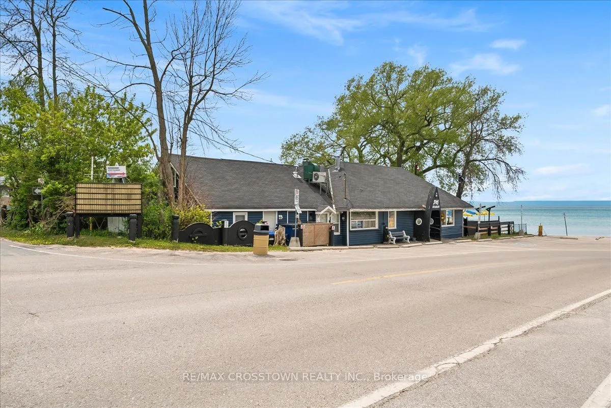369 Balm Beach Road W