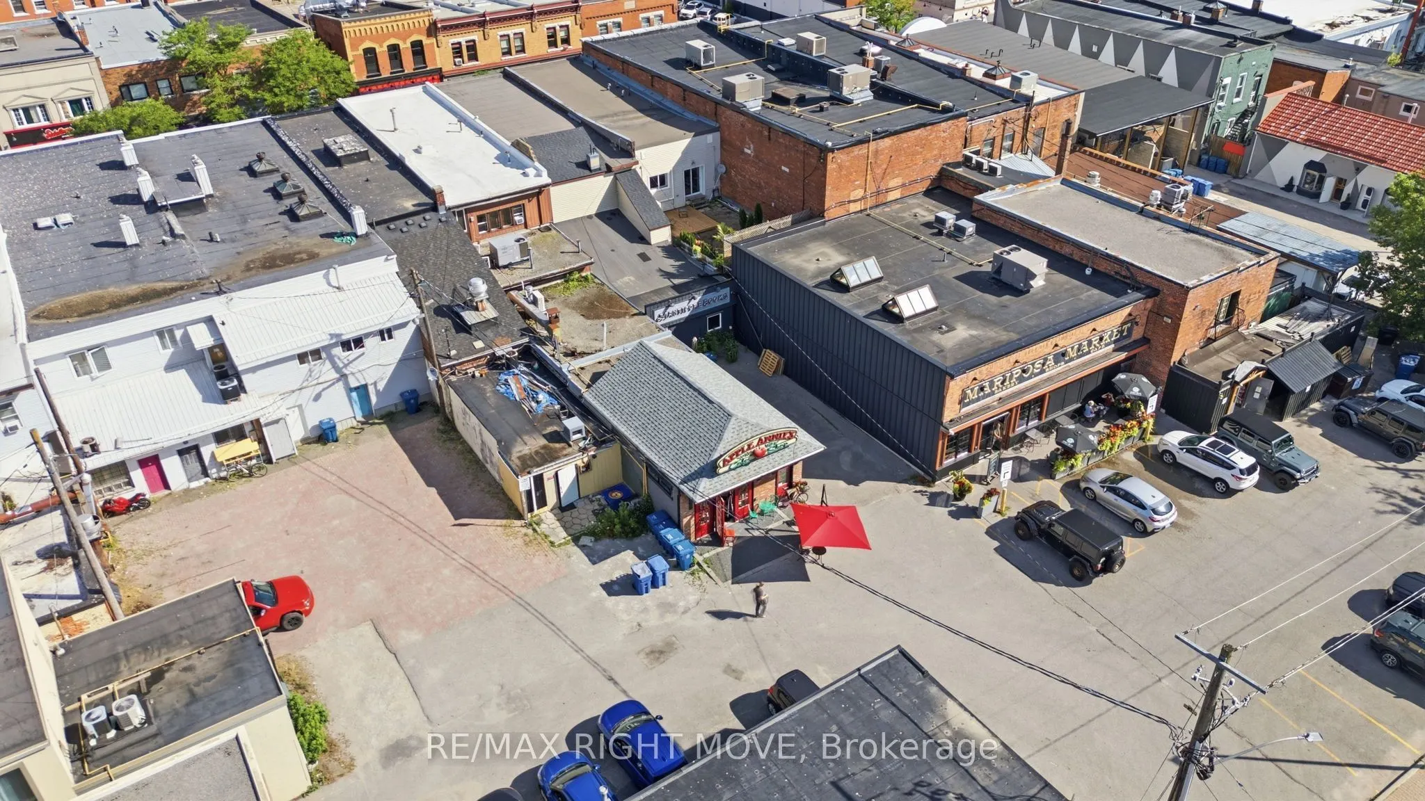 101 Mississaga Street E