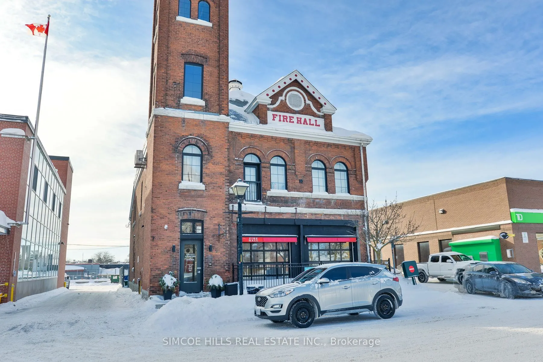 27 Peter Street N