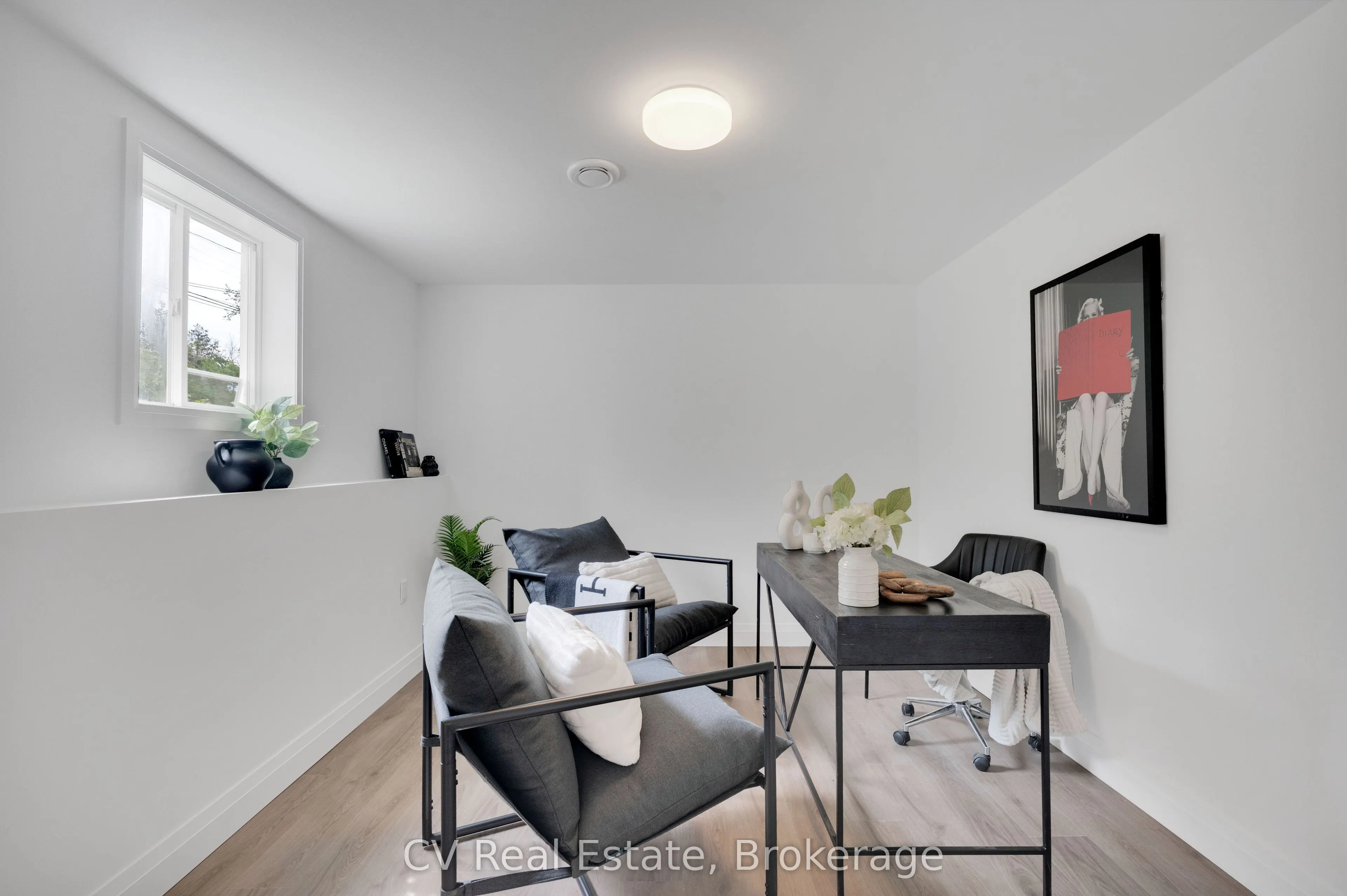 3338 Cox Drive
