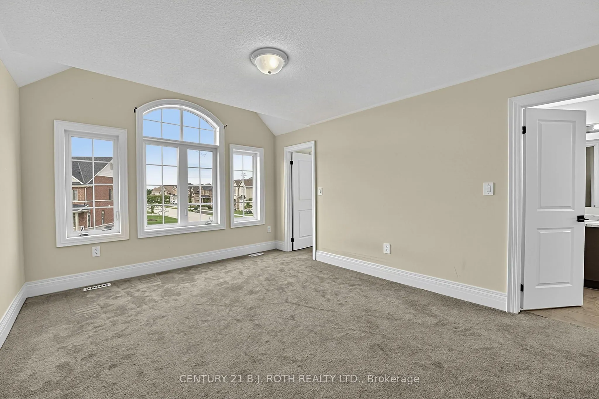 55 Sanford Circle