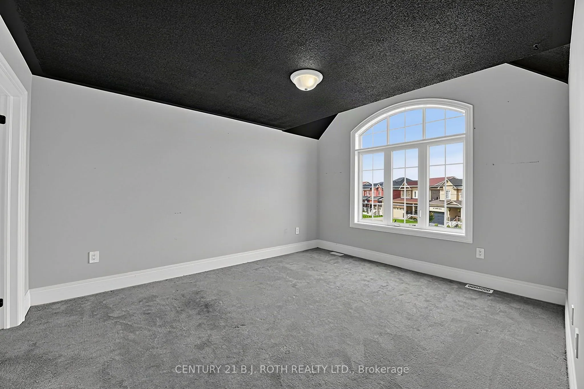 55 Sanford Circle