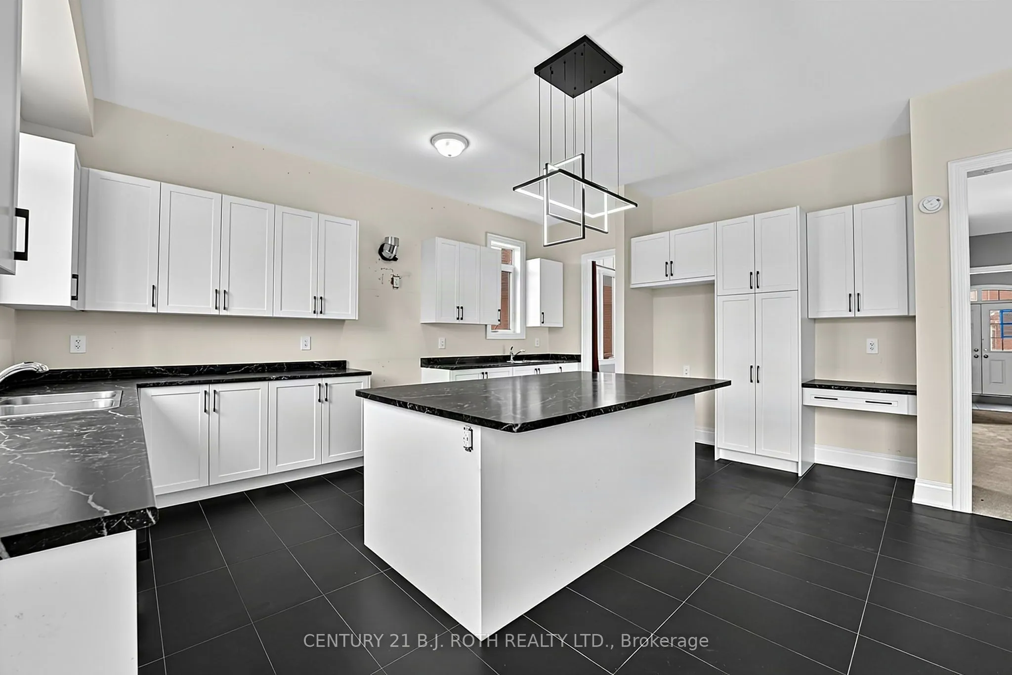 55 Sanford Circle