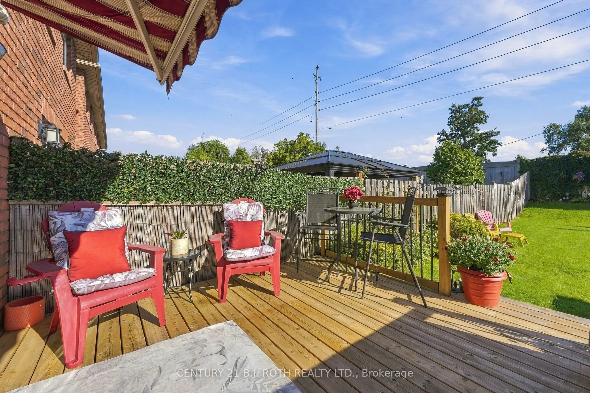 75 Courtney Crescent