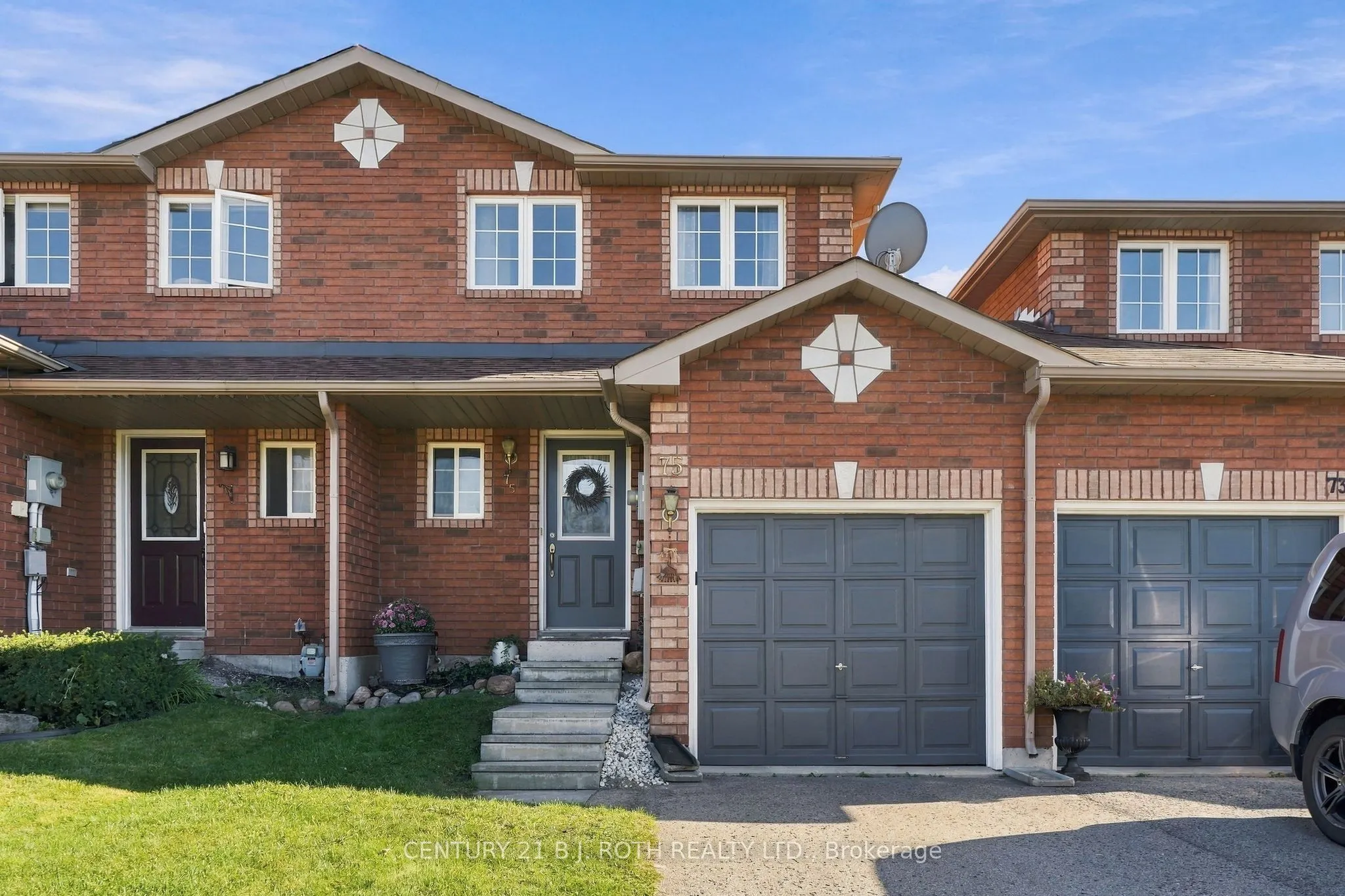 75 Courtney Crescent