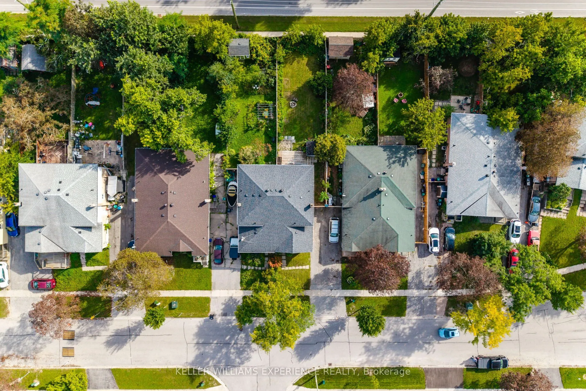 21 B College Crescent