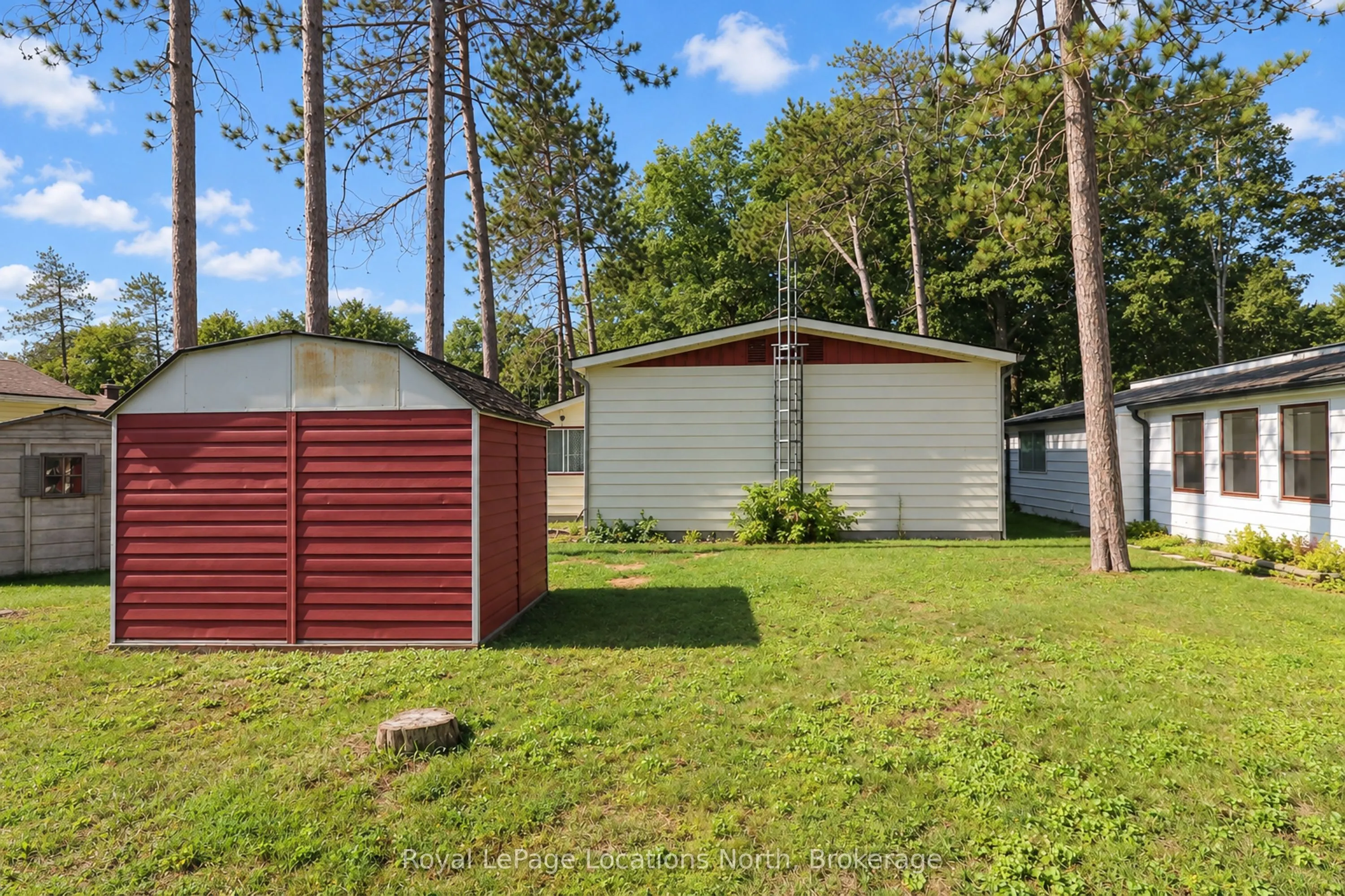 16 Sinclair Avenue S