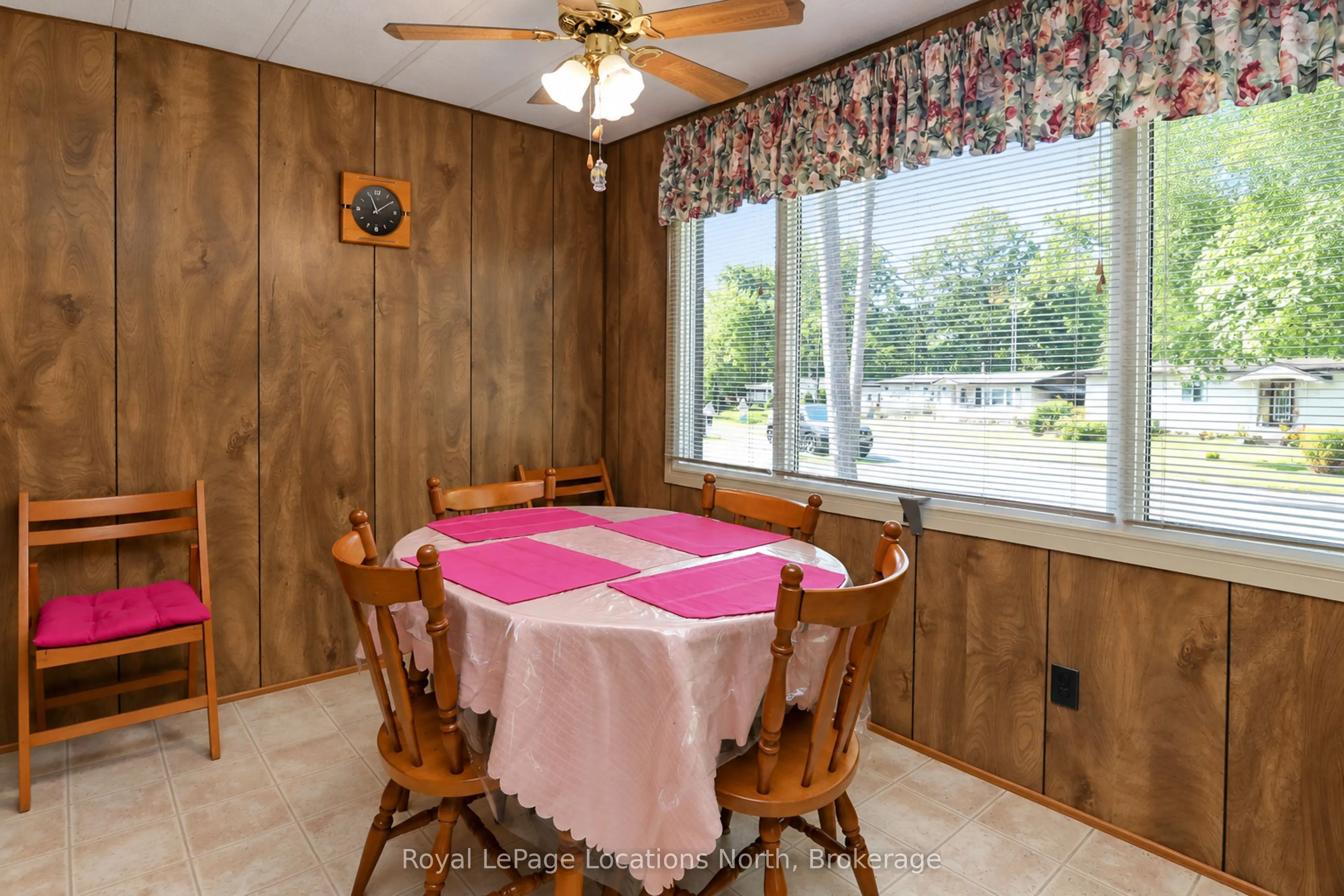 16 Sinclair Avenue S