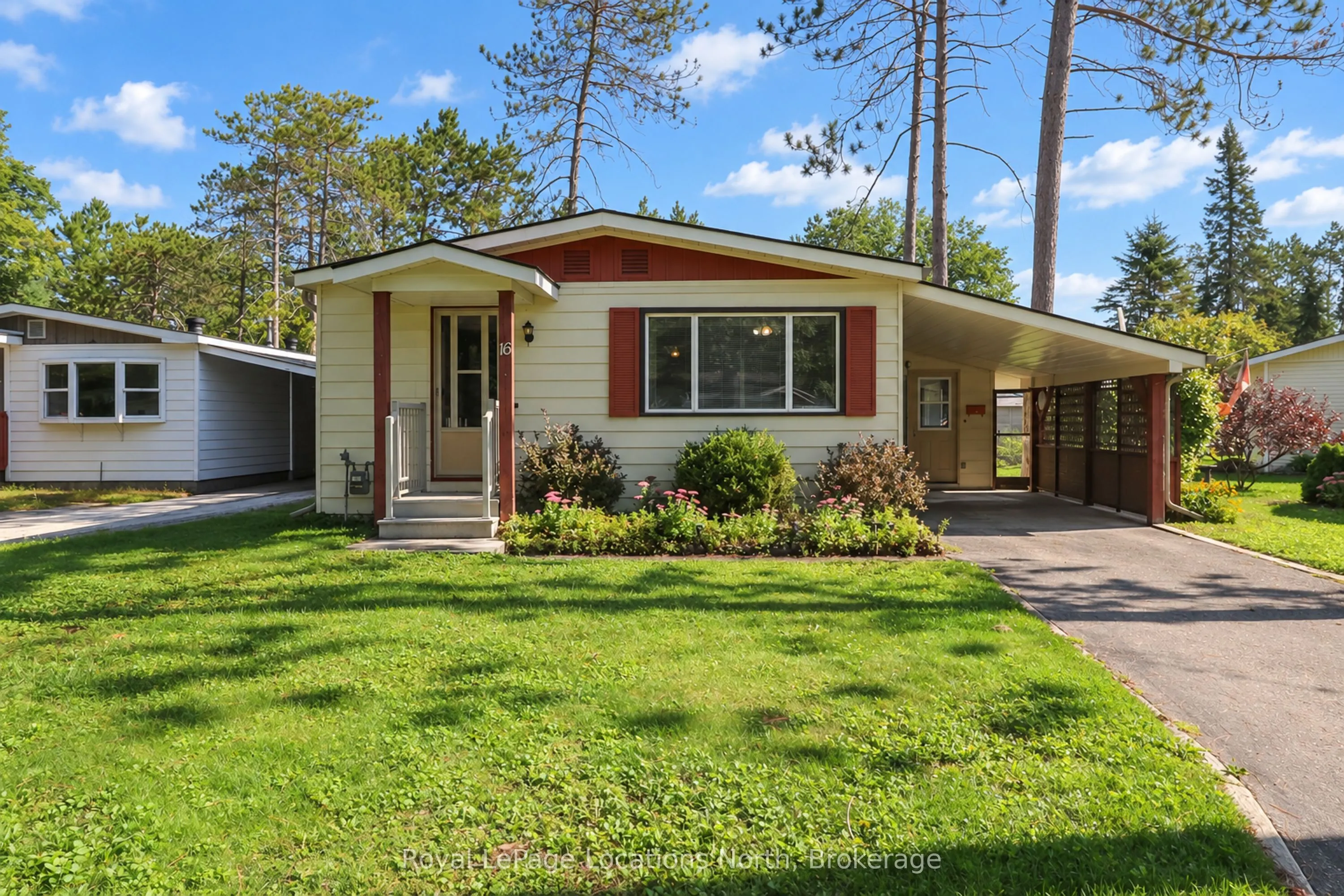 16 Sinclair Avenue S