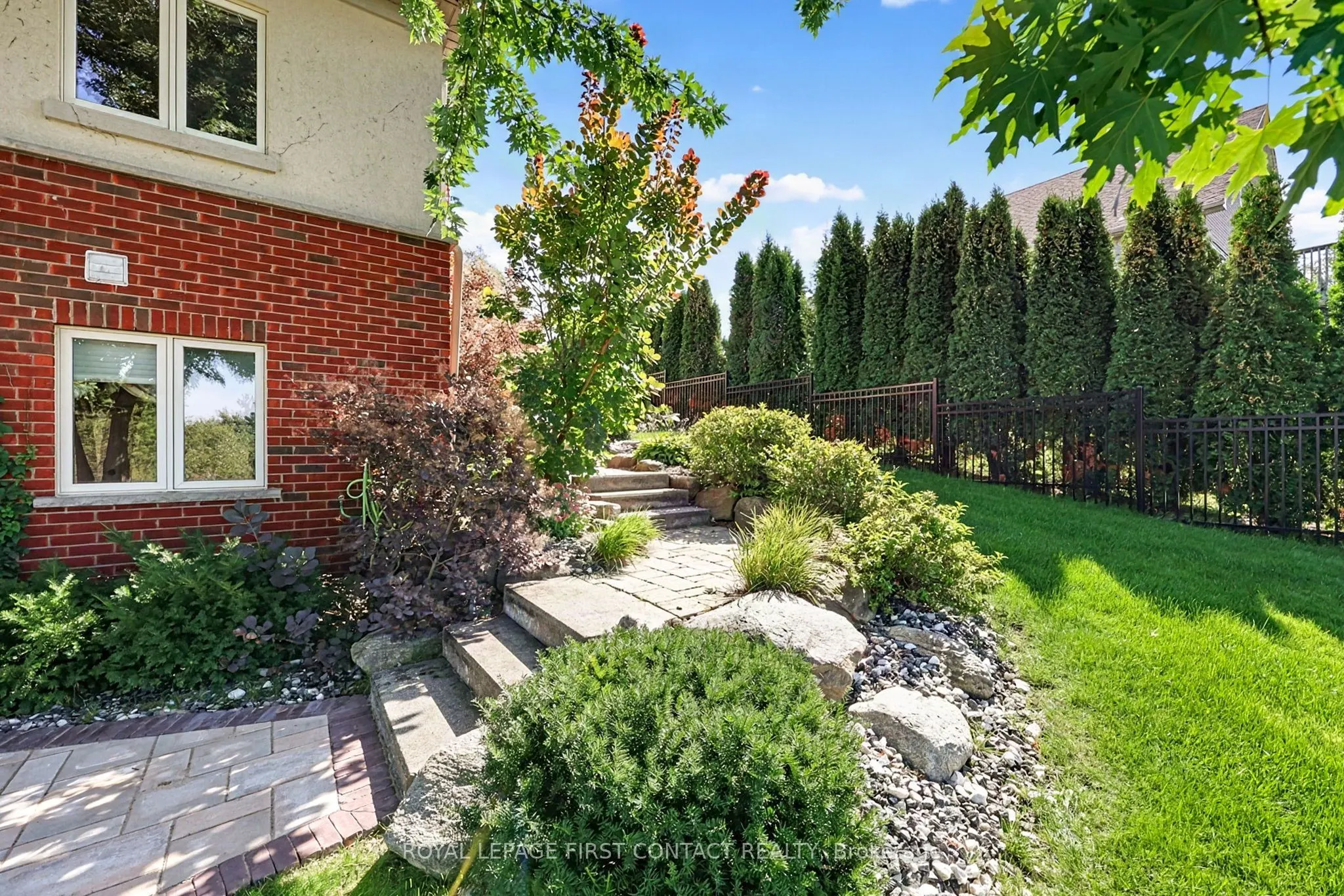 35 Wendat Trail