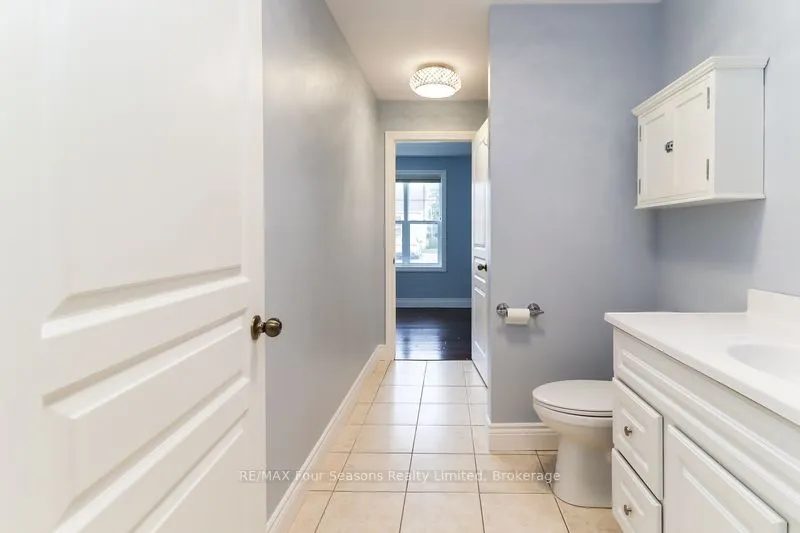 435 Walnut Street #101